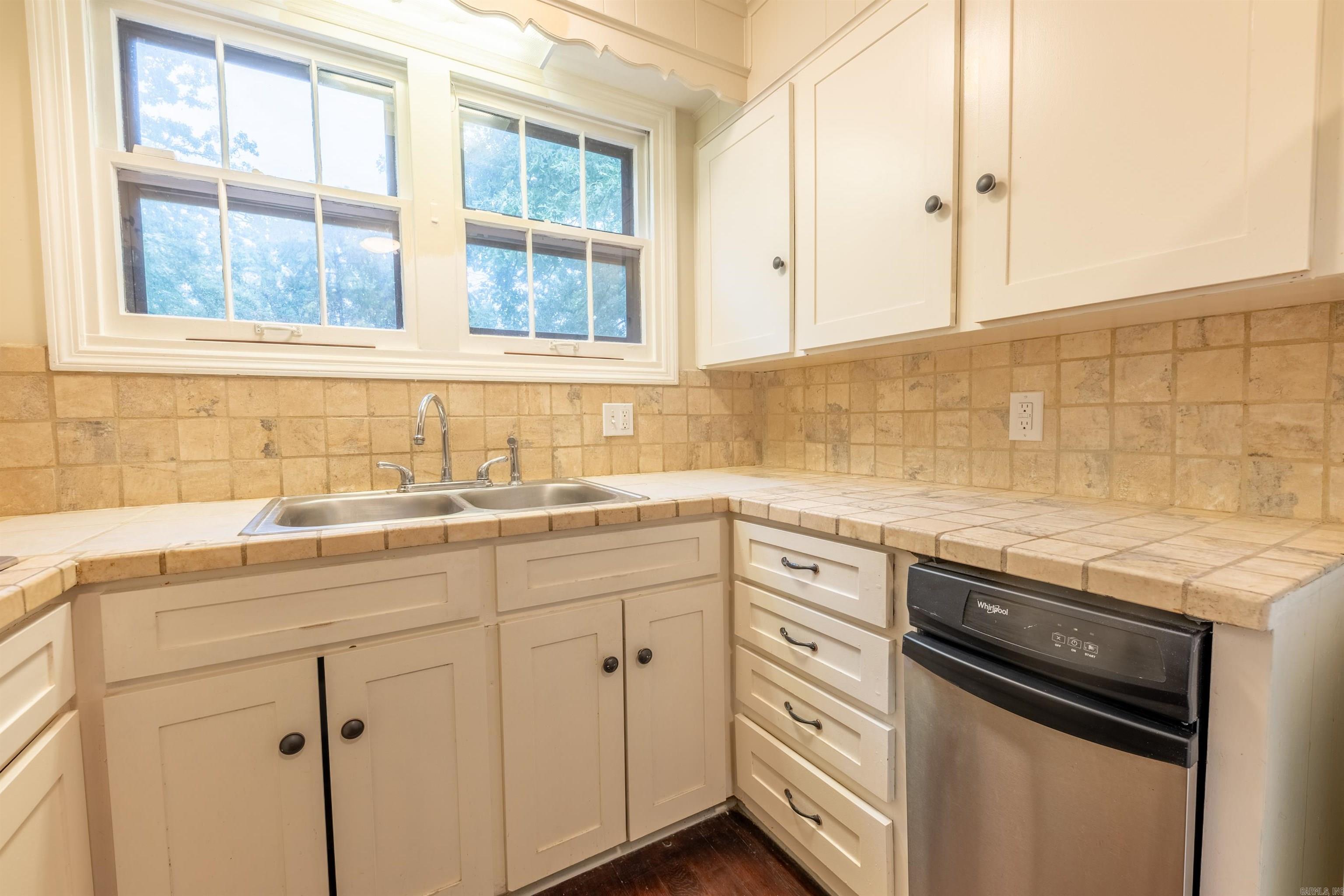 CHERRY & COX - Residential