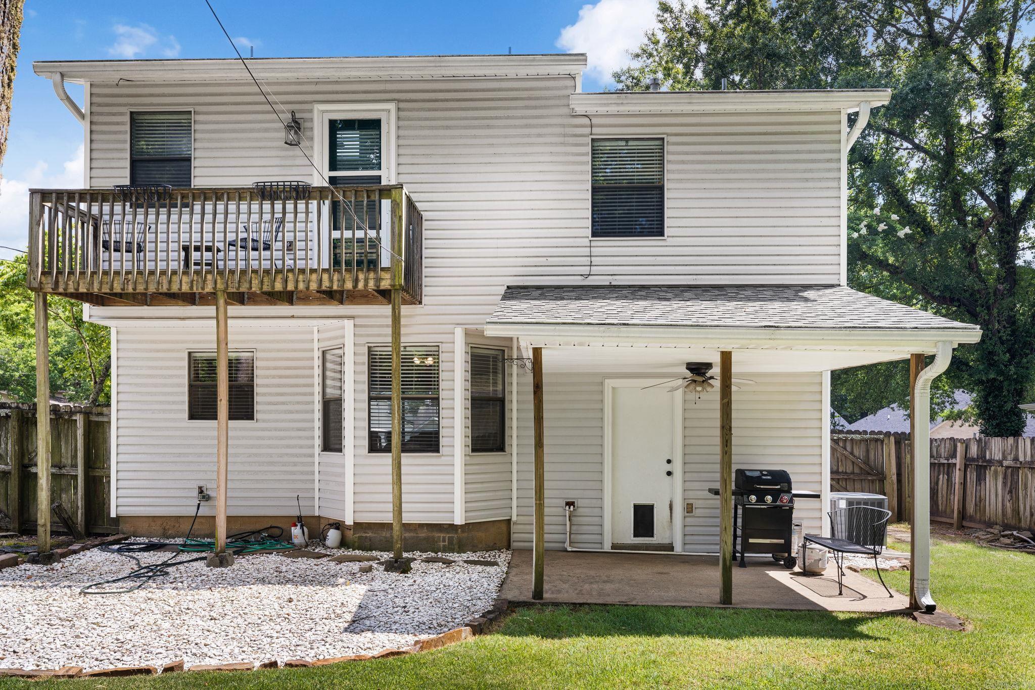 WHITE OAK VILLAGE - Residential