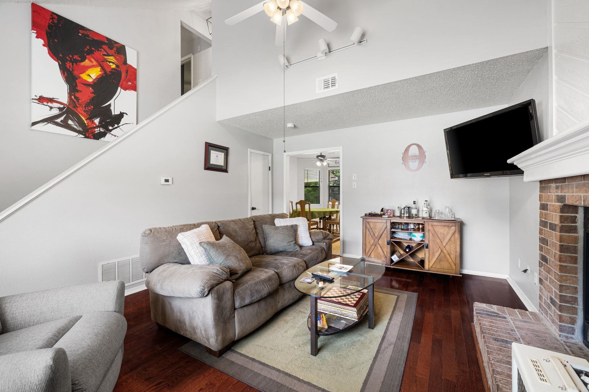 WHITE OAK VILLAGE - Residential