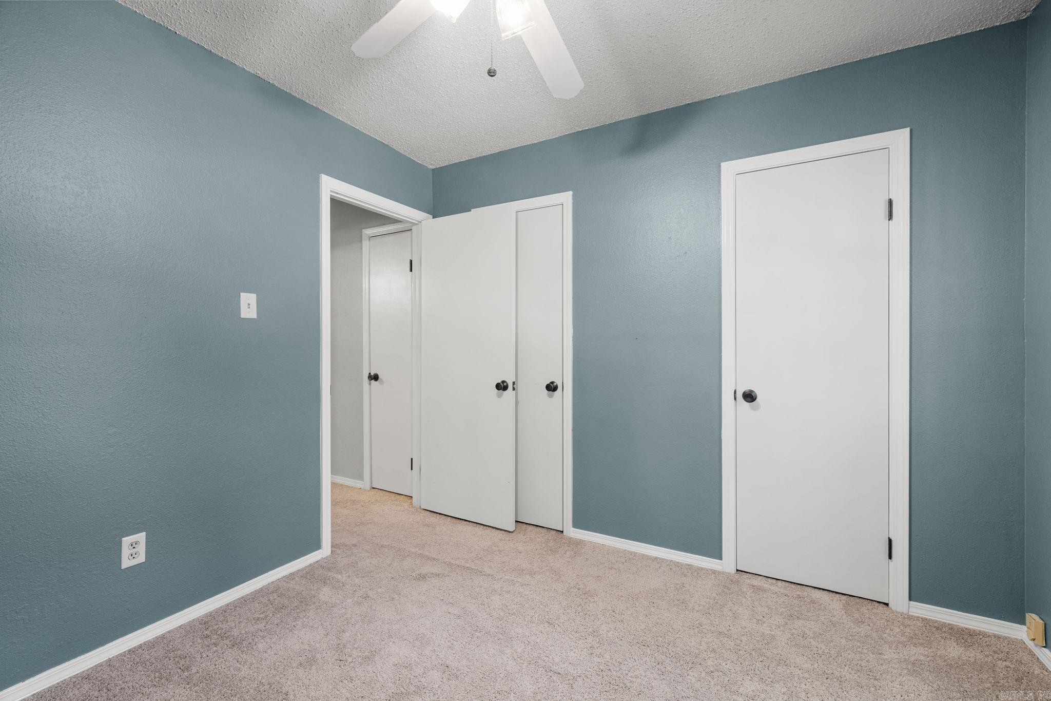 WHITE OAK VILLAGE - Residential