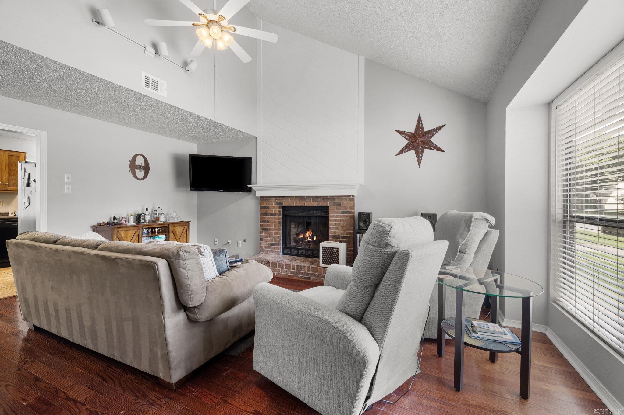 WHITE OAK VILLAGE - Residential