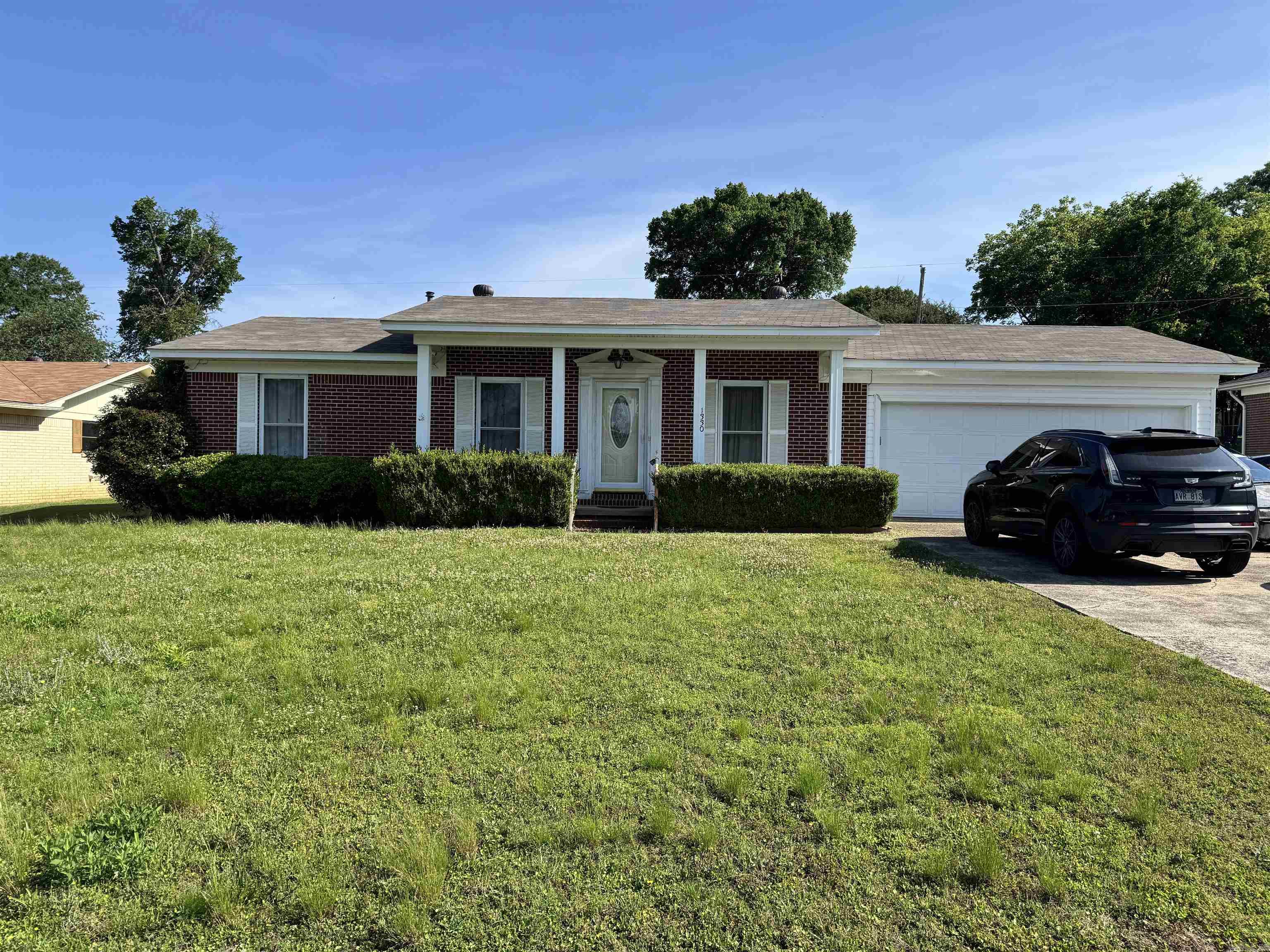 Classic brick construction meets everyday functionality in this well-appointed 3-bedroom, 1.5-bathroom home located in a desirable subdivision within the highly regarded Malvern School District. With an attached 2-car garage and a fully fenced backyard, this property delivers the features today’s buyers are searching for. The solid all-brick exterior provides lasting curb appeal and low-maintenance living, while the interior offers a practical layout suited for families of all sizes. Three comfortable bedrooms and a full bath are complemented by a convenient half bath, keeping daily routines running smoothly. The attached 2-car garage provides direct home access and ample storage, while the fully fenced backyard creates a private outdoor space perfect for recreation, pets, or relaxing. Situated on a quiet street in a well-kept neighborhood, this home won't last long!