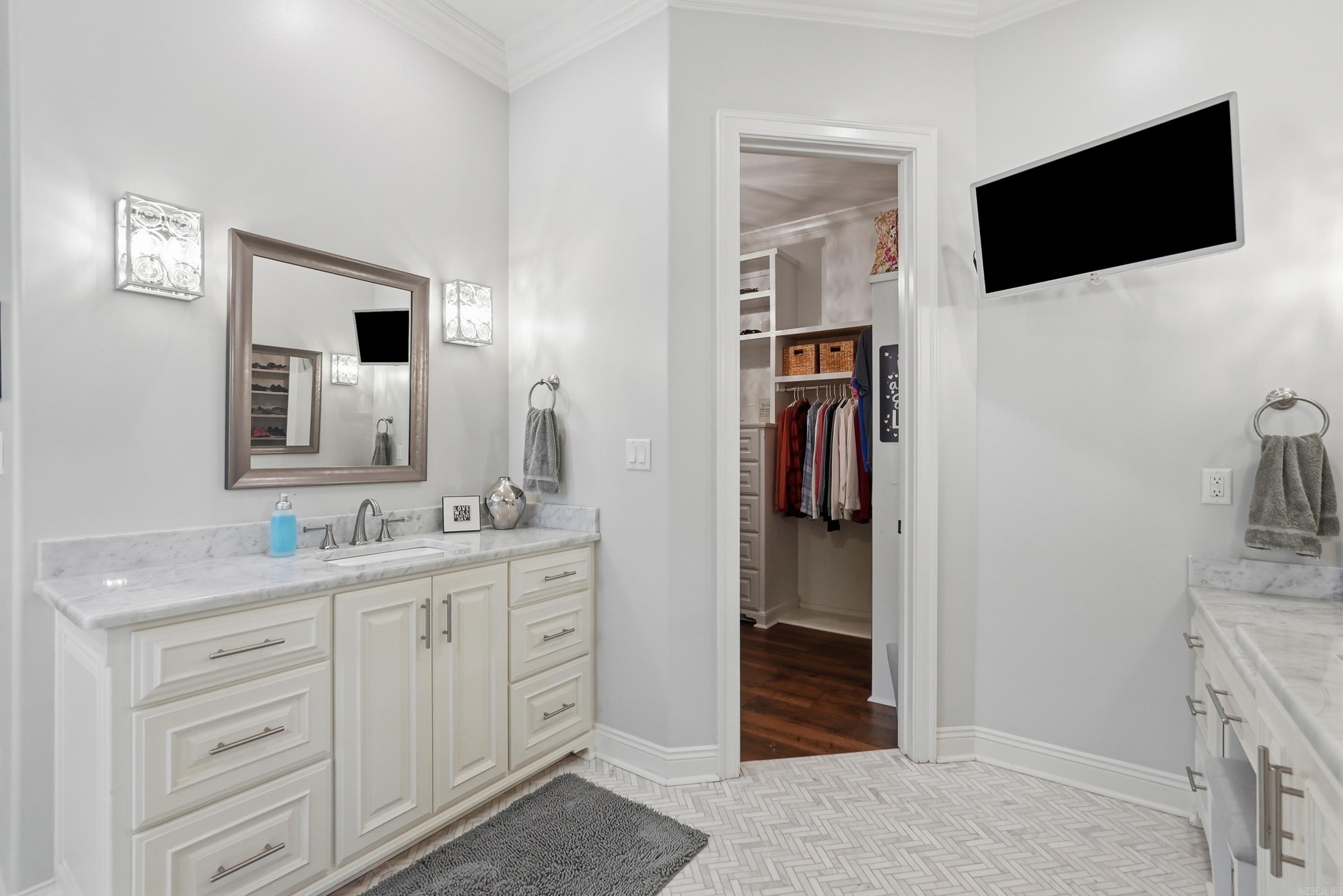 CHENAL VALLEY ENSBURY PLACE - Residential