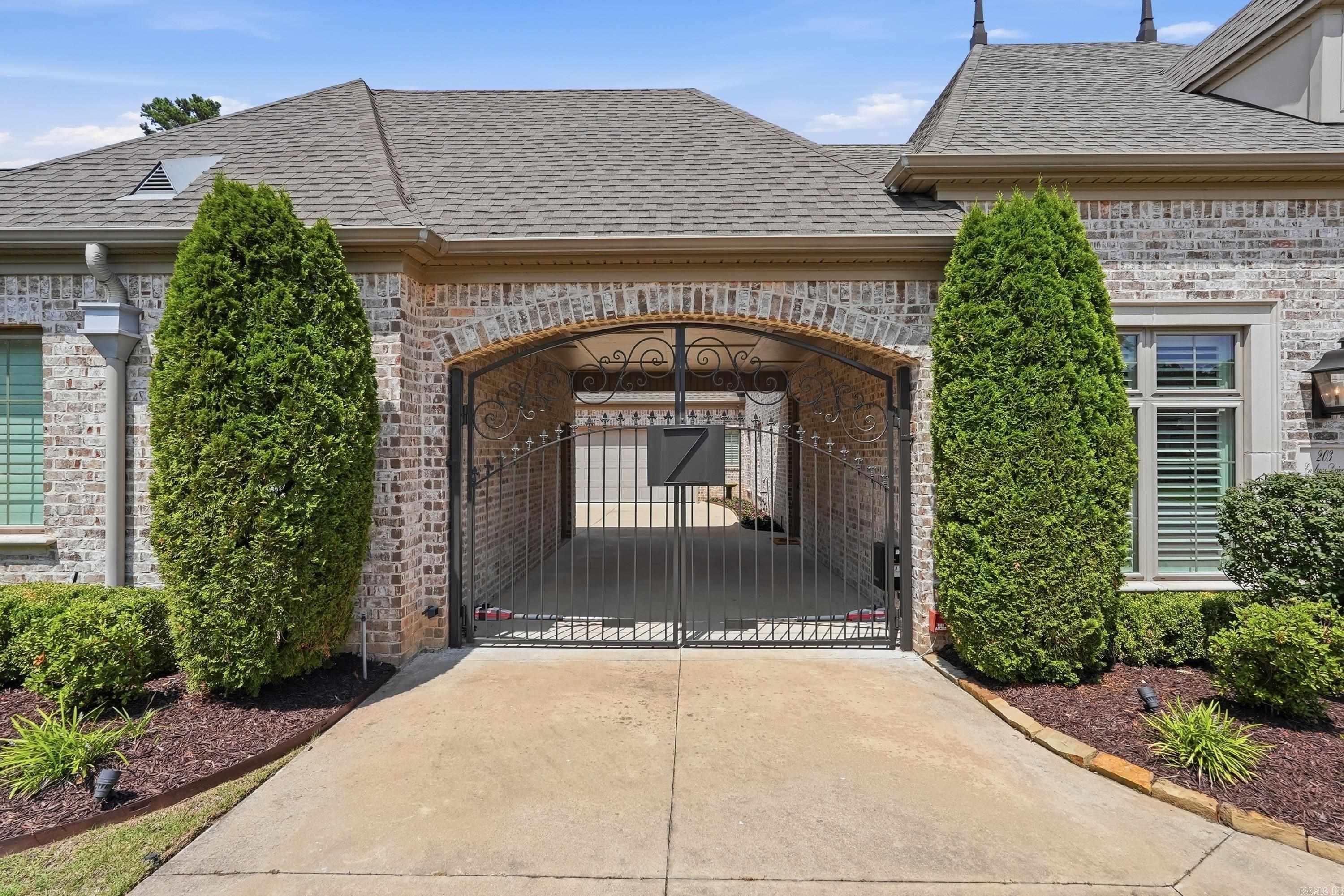 CHENAL VALLEY ENSBURY PLACE - Residential