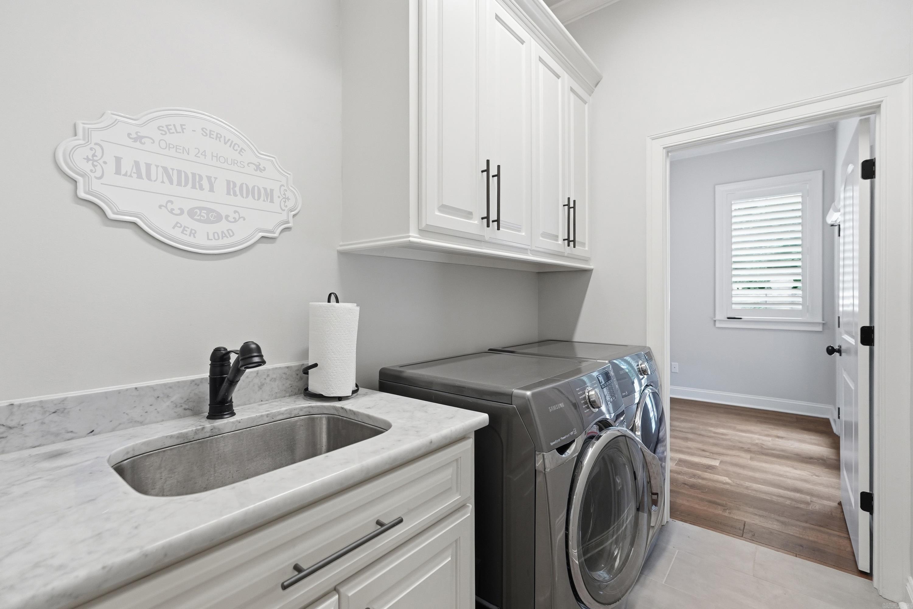 CHENAL VALLEY ENSBURY PLACE - Residential
