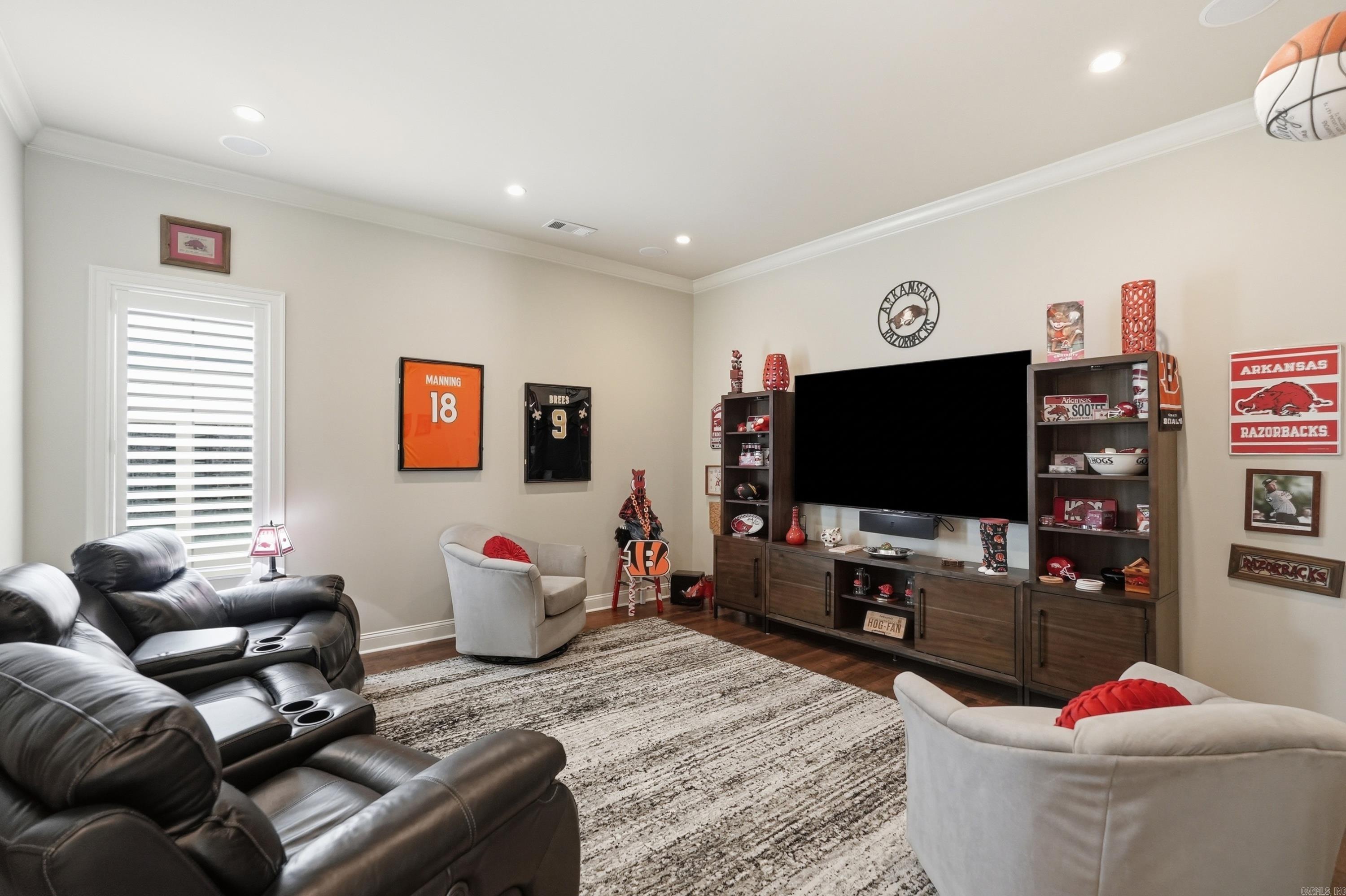 CHENAL VALLEY ENSBURY PLACE - Residential