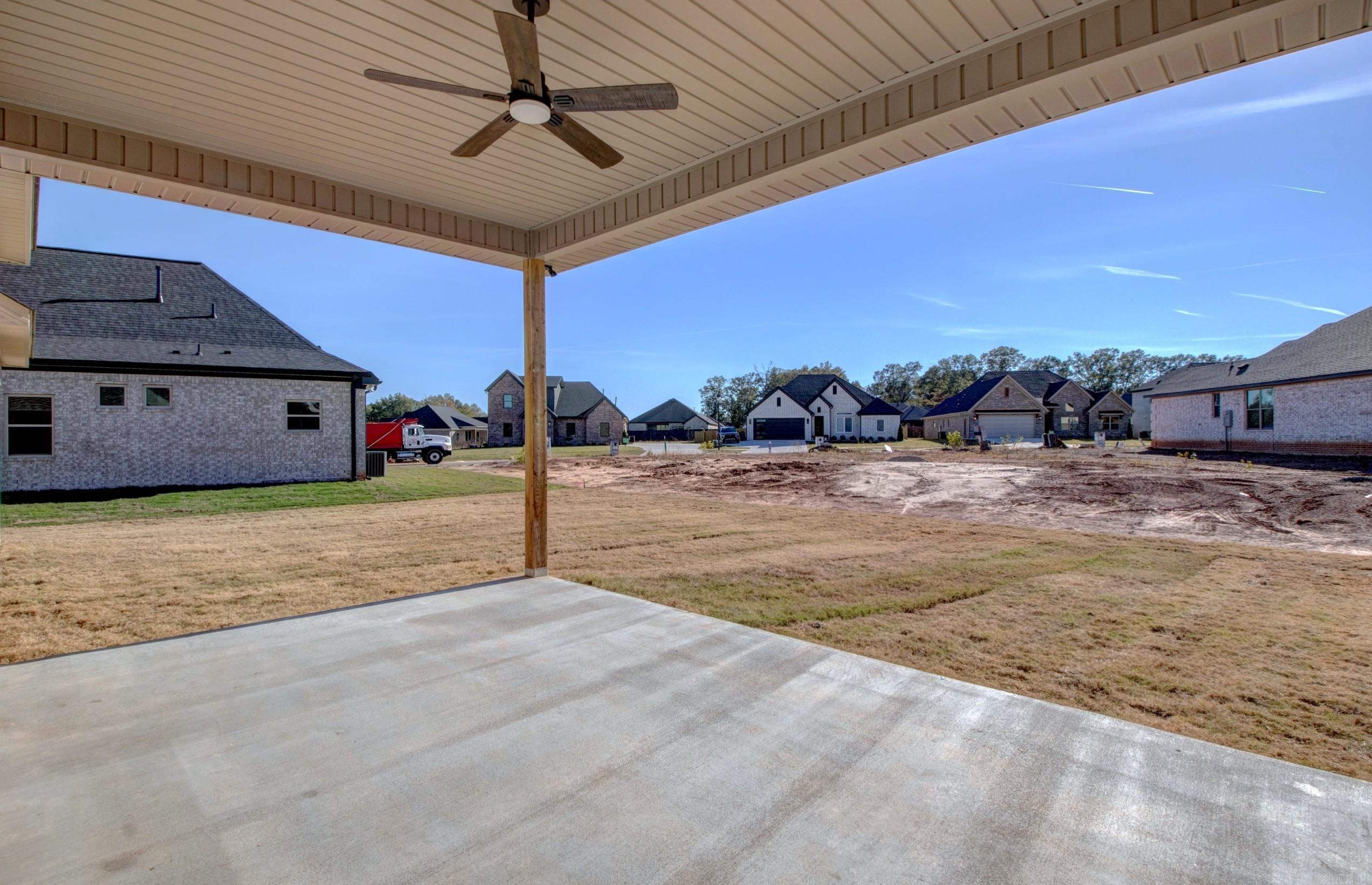 COUNTRY CLUB OF ARK THE - Residential