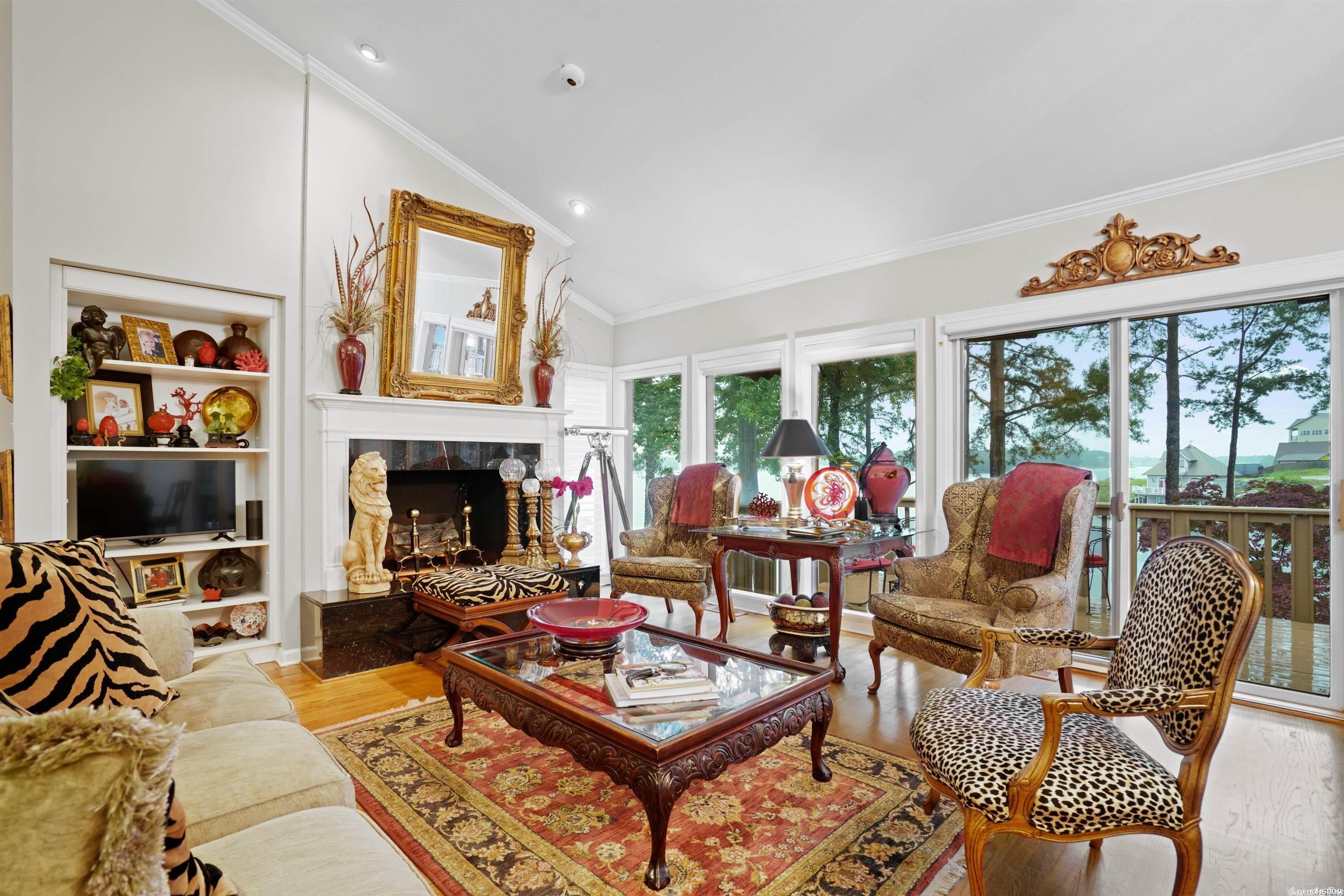 Hamilton Pointe HPR - Residential