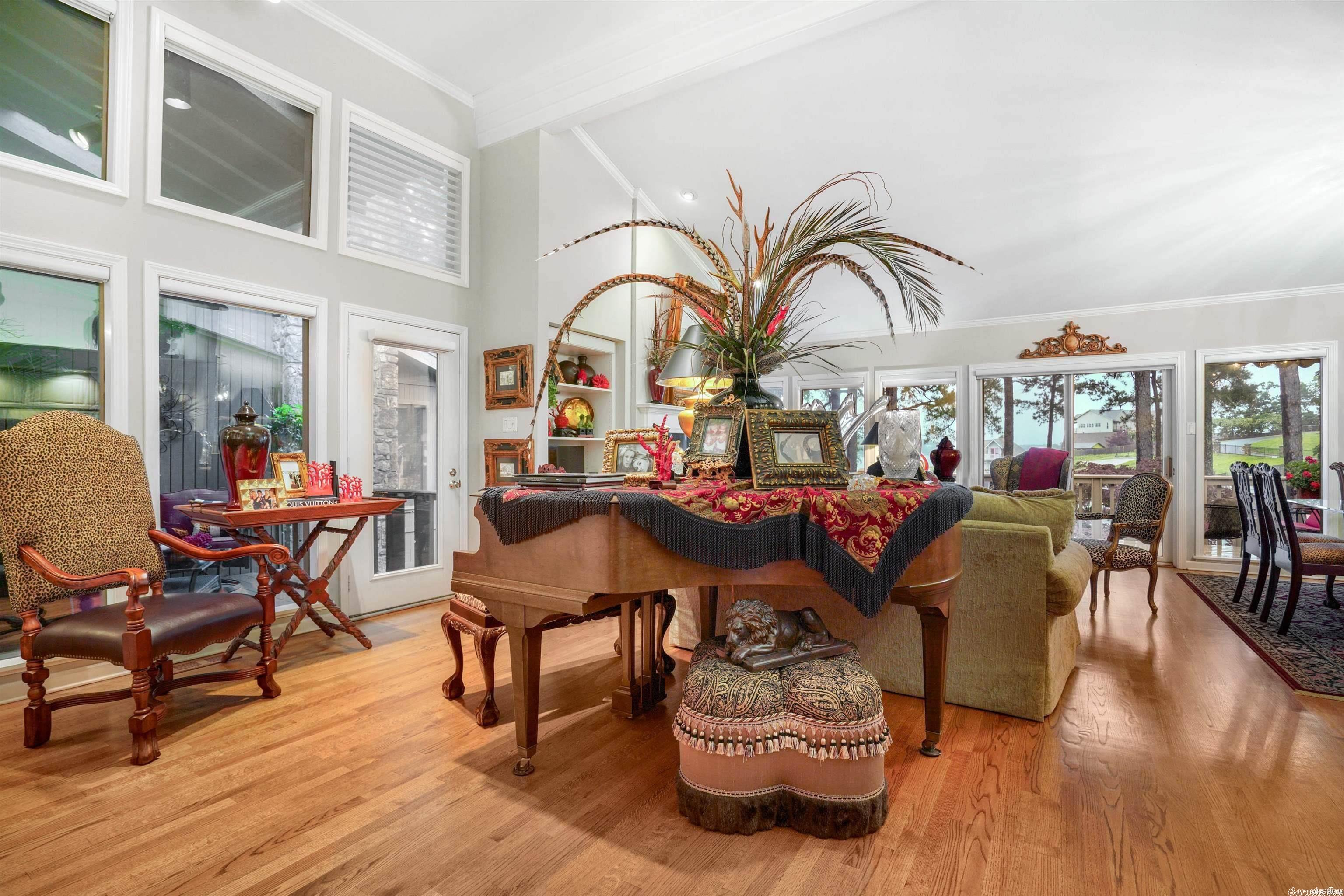 Hamilton Pointe HPR - Residential
