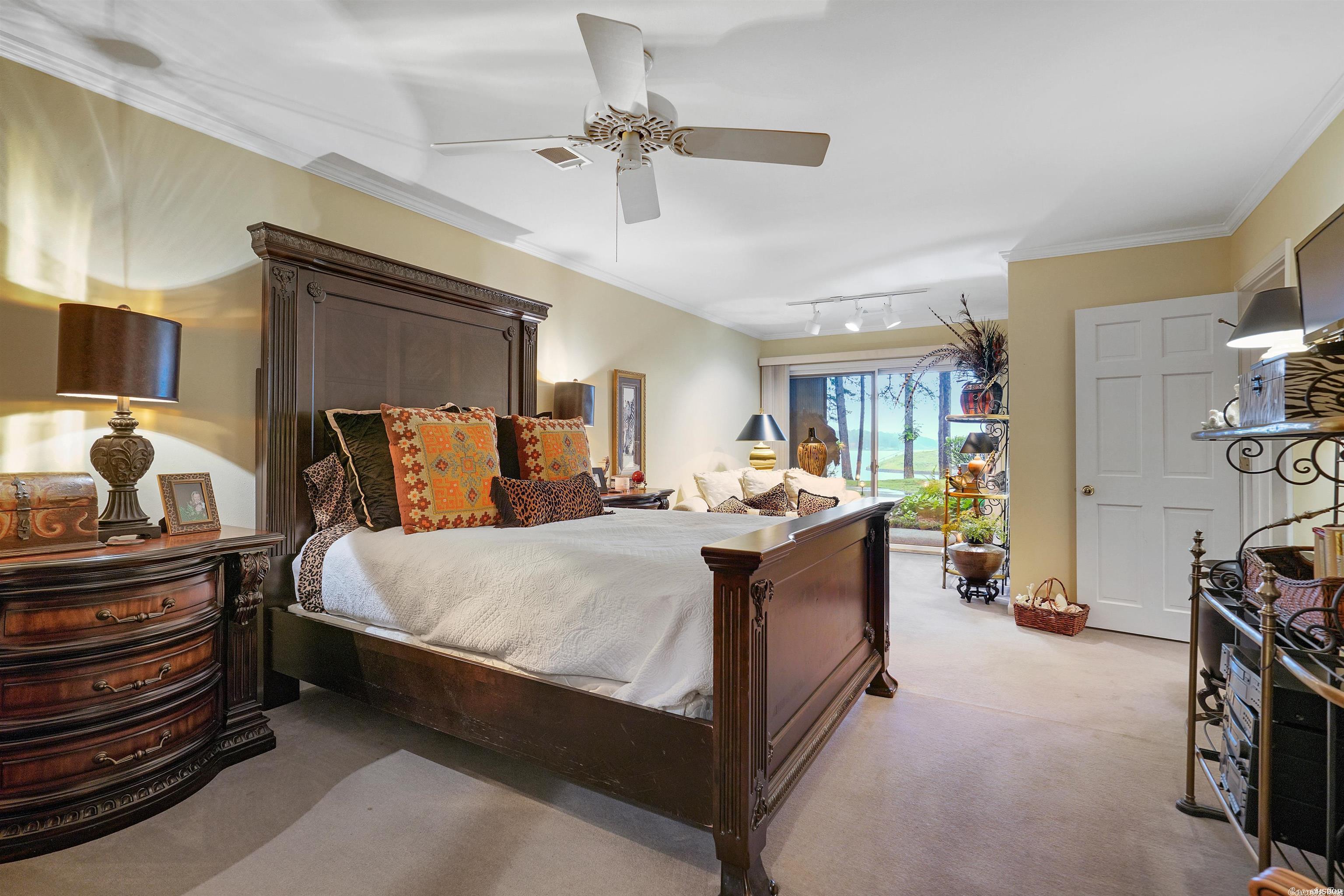 Hamilton Pointe HPR - Residential