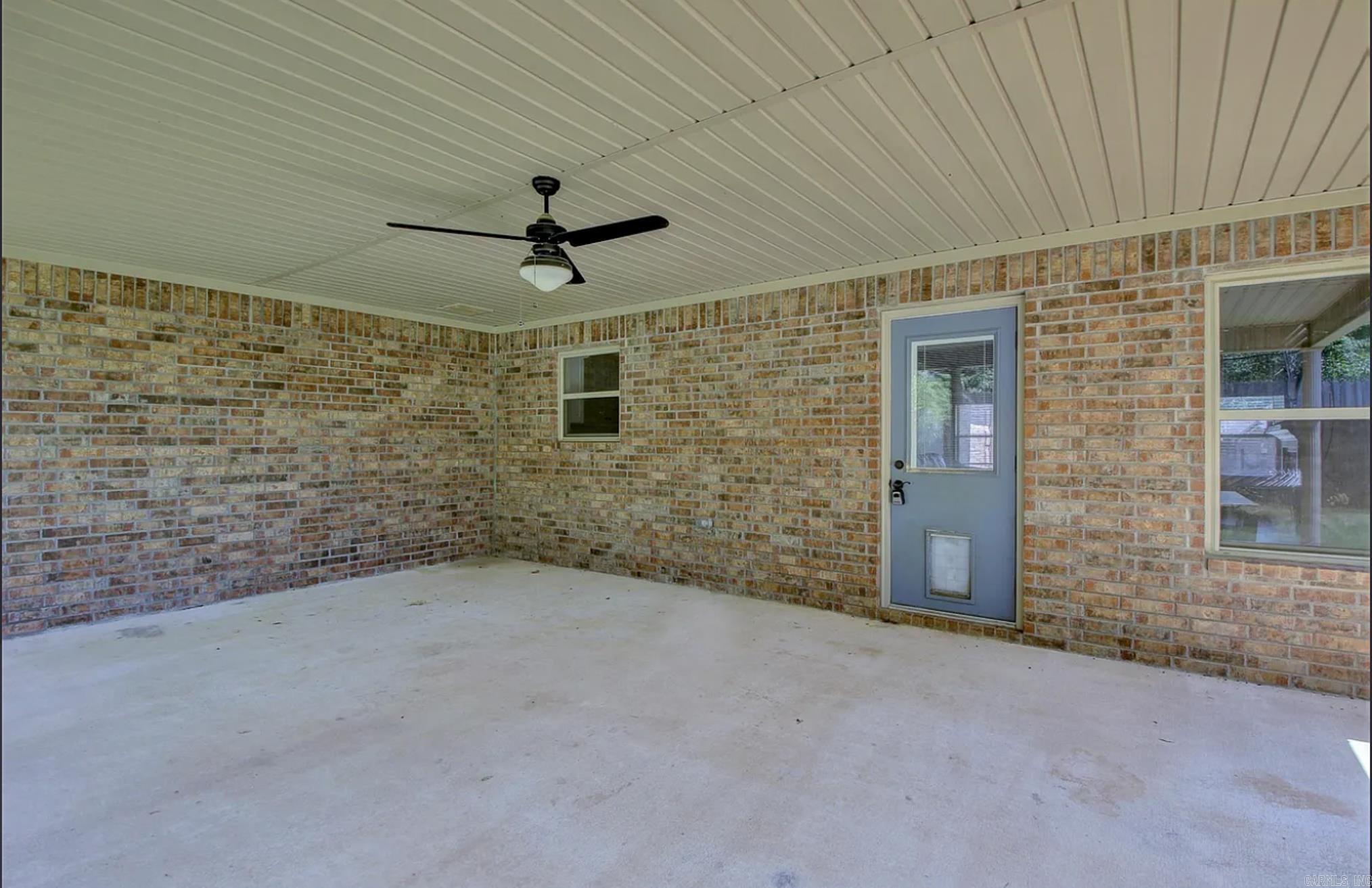 HUNTINGTON PLACE - Residential Lease