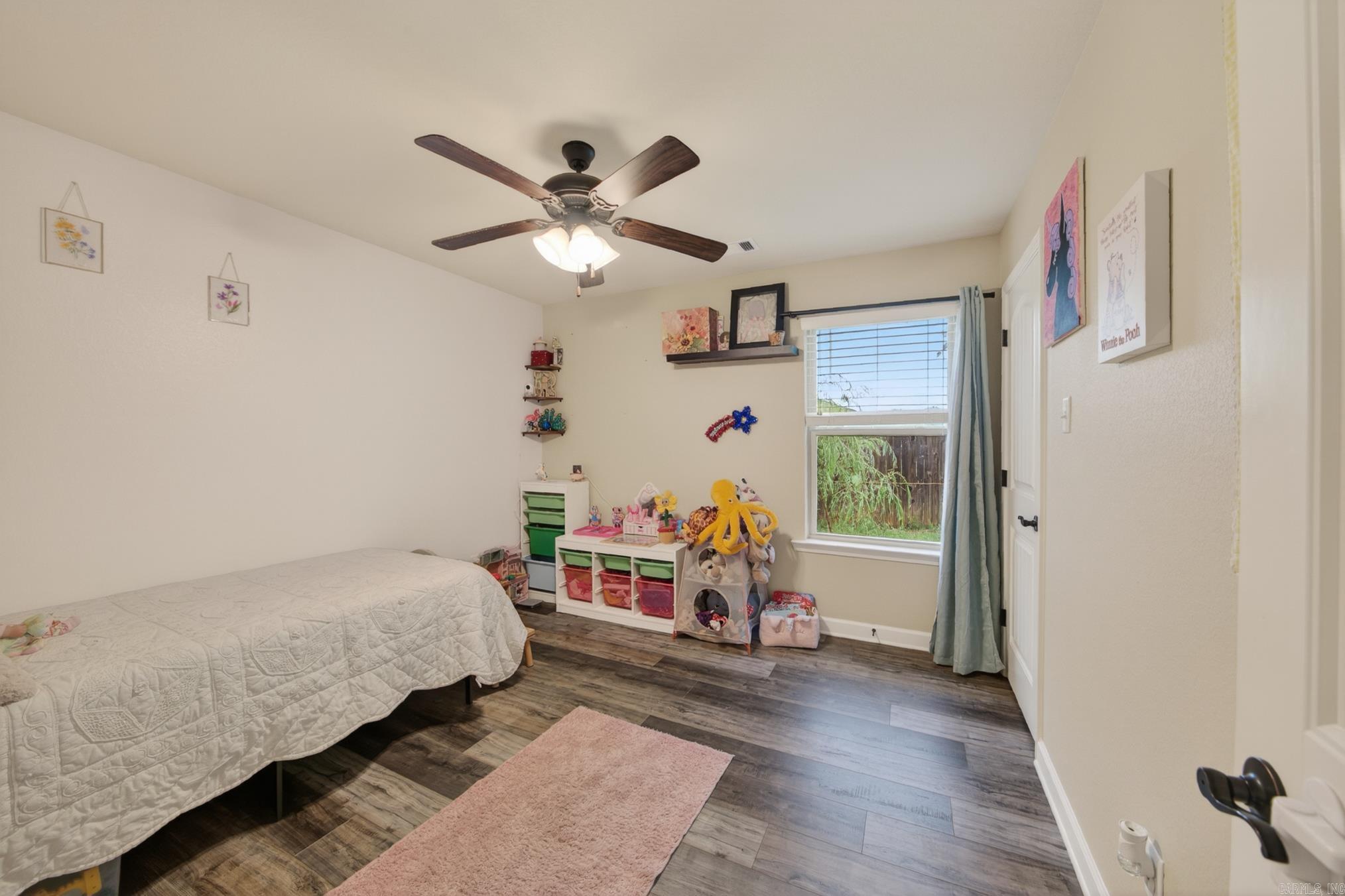 HUNTINGTON PLACE - Residential Lease