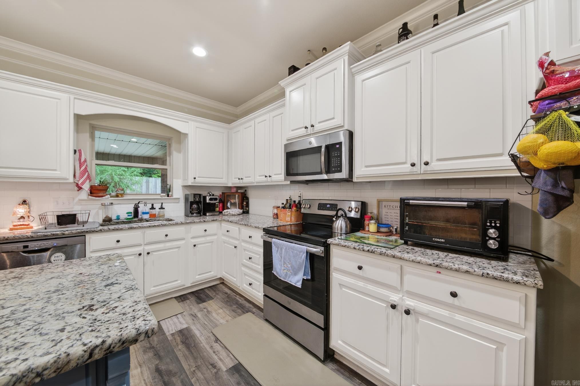 HUNTINGTON PLACE - Residential Lease