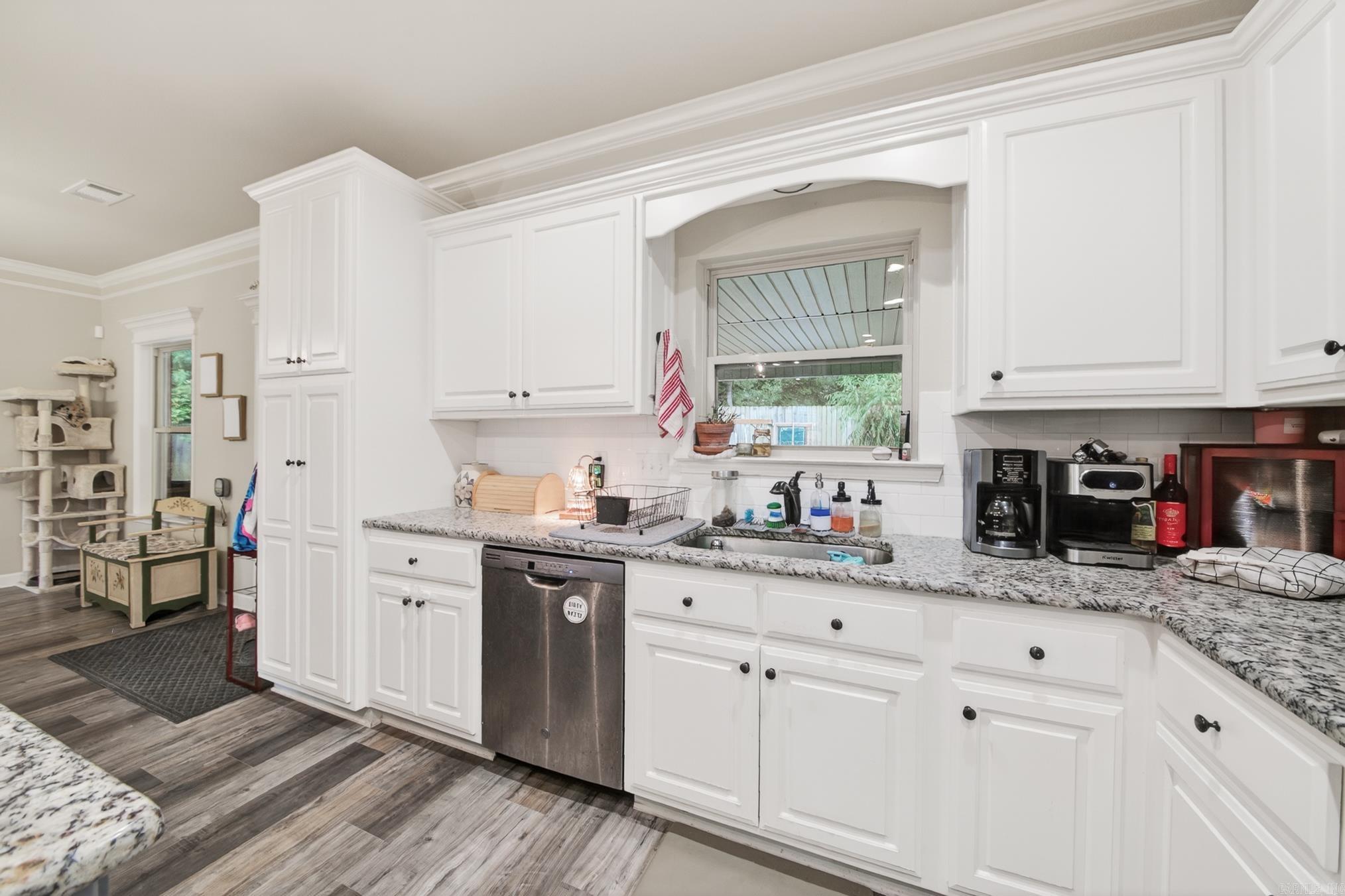 HUNTINGTON PLACE - Residential Lease