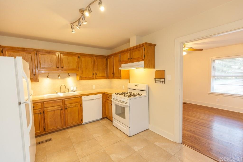 Lincoln Park - Residential