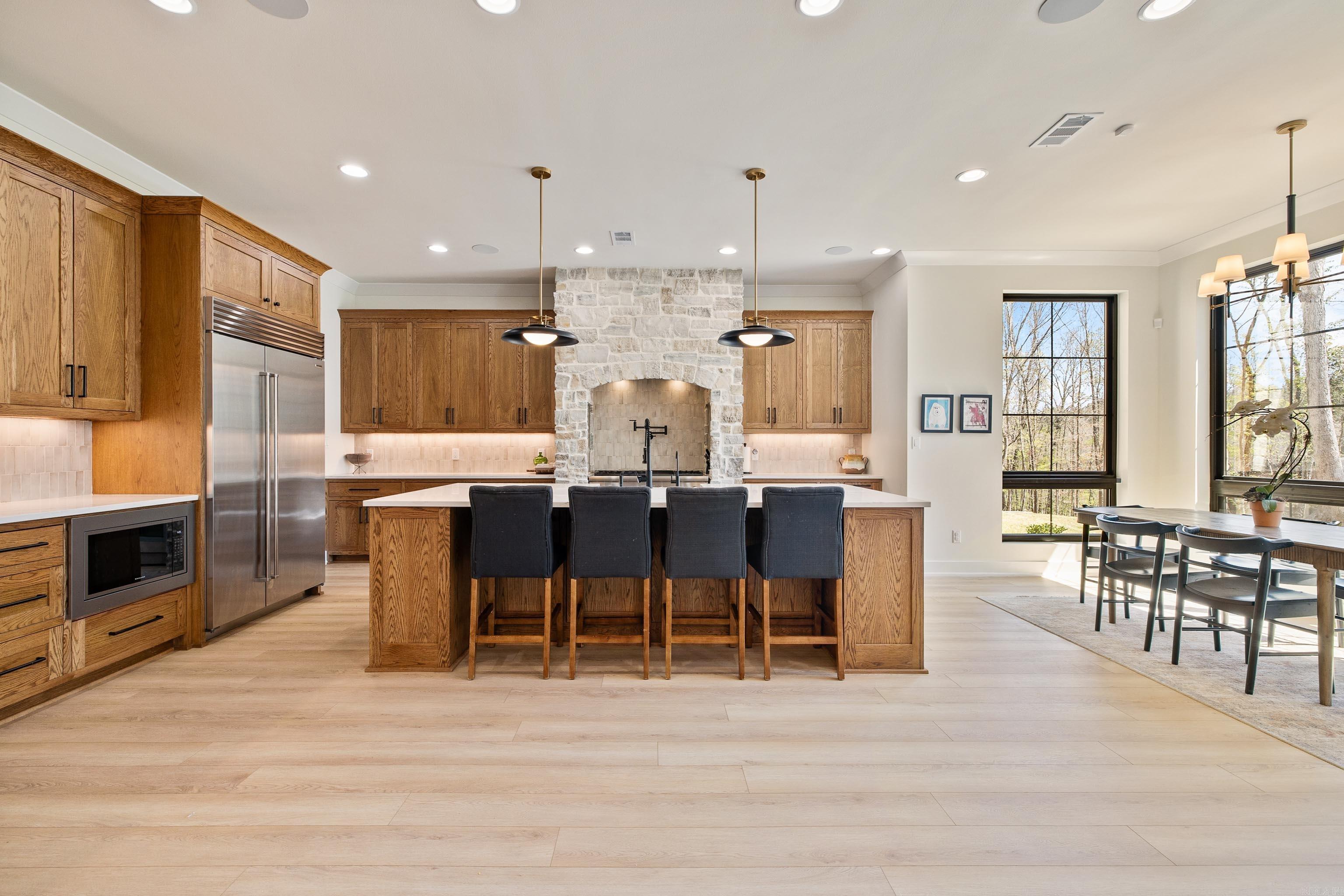WILLIAMS CREEK - Residential