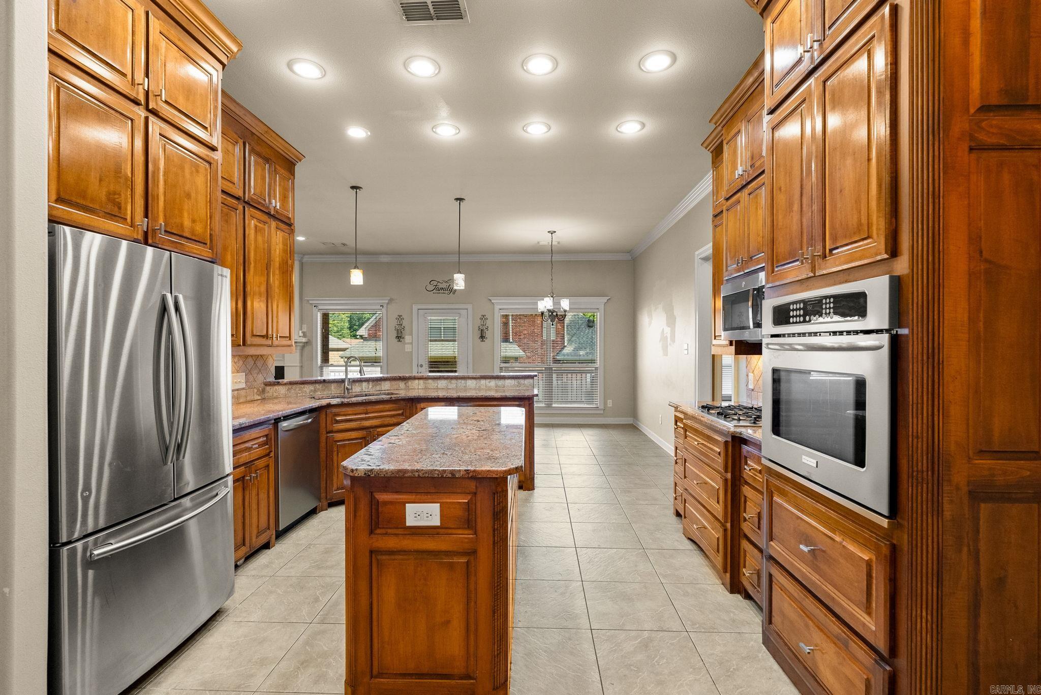 MADISON VALLEY - Residential
