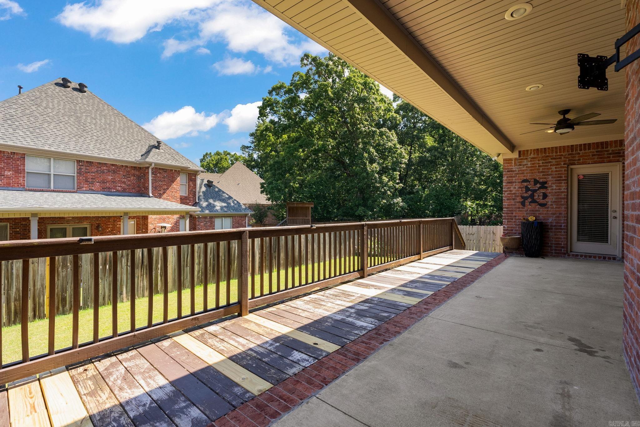 MADISON VALLEY - Residential