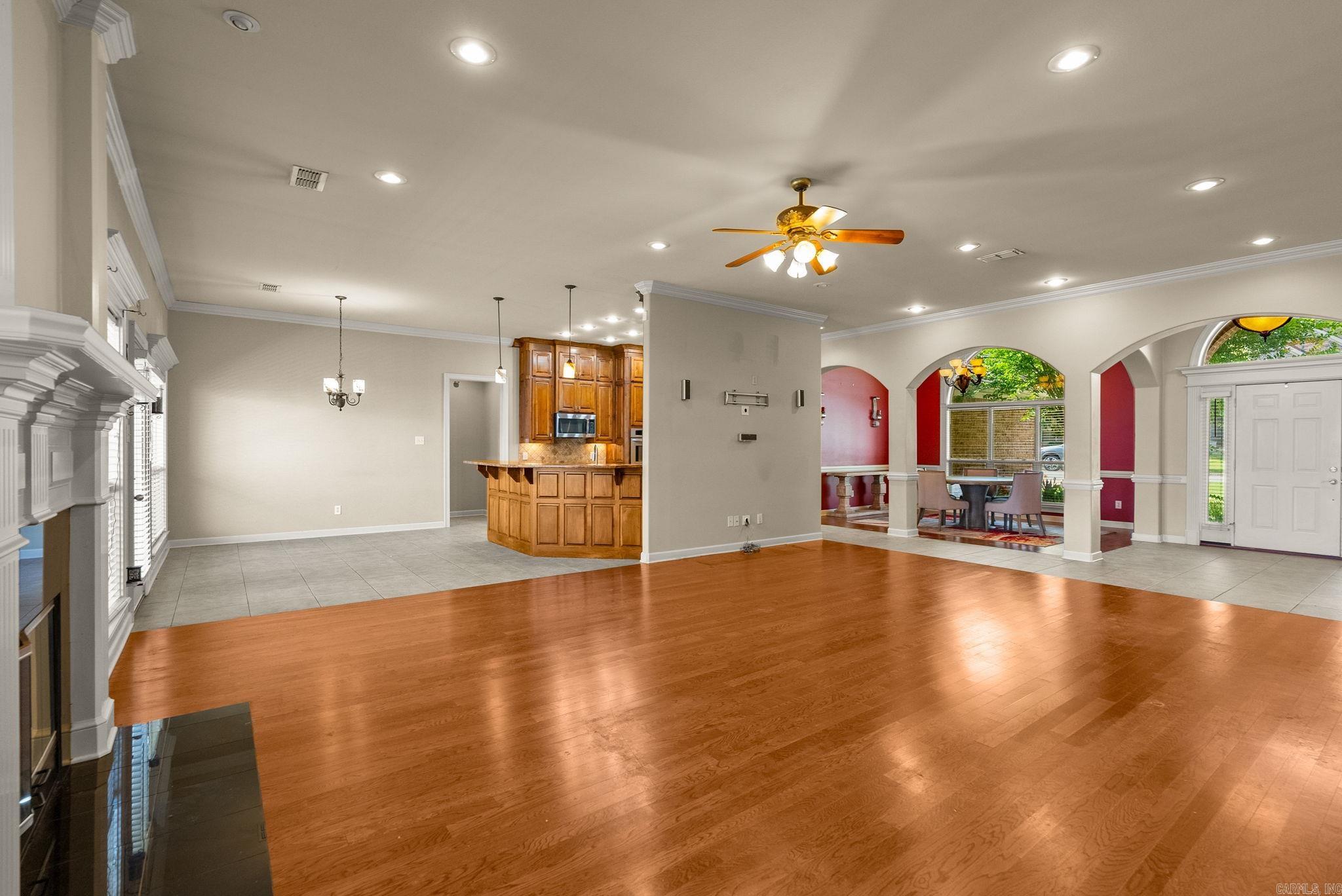 MADISON VALLEY - Residential