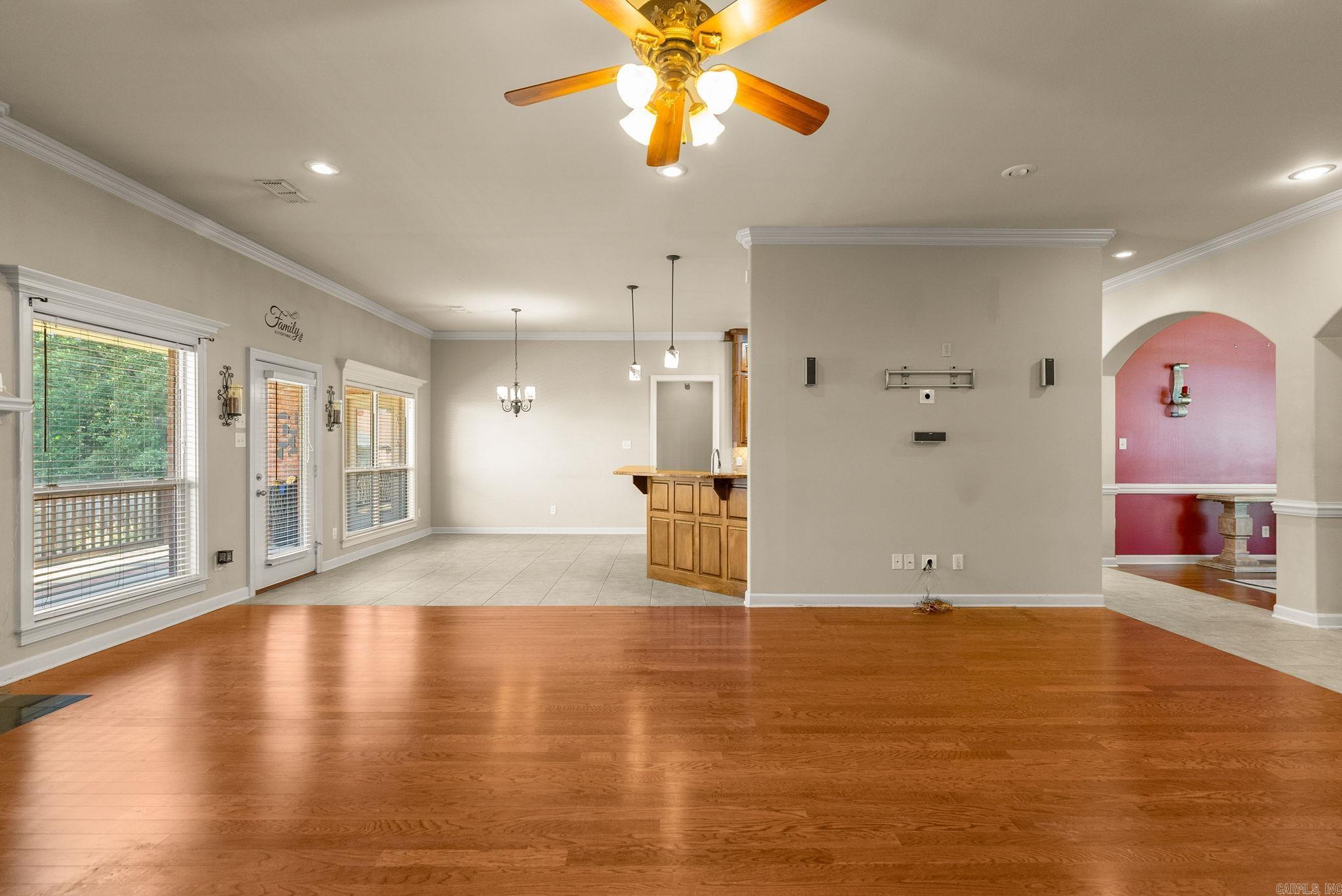 MADISON VALLEY - Residential
