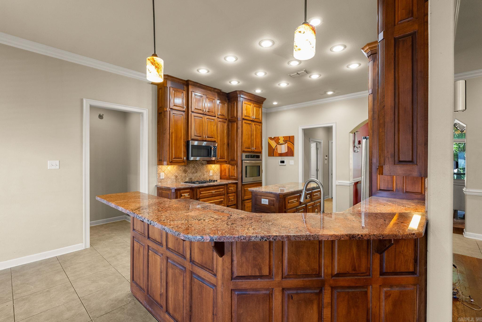 MADISON VALLEY - Residential