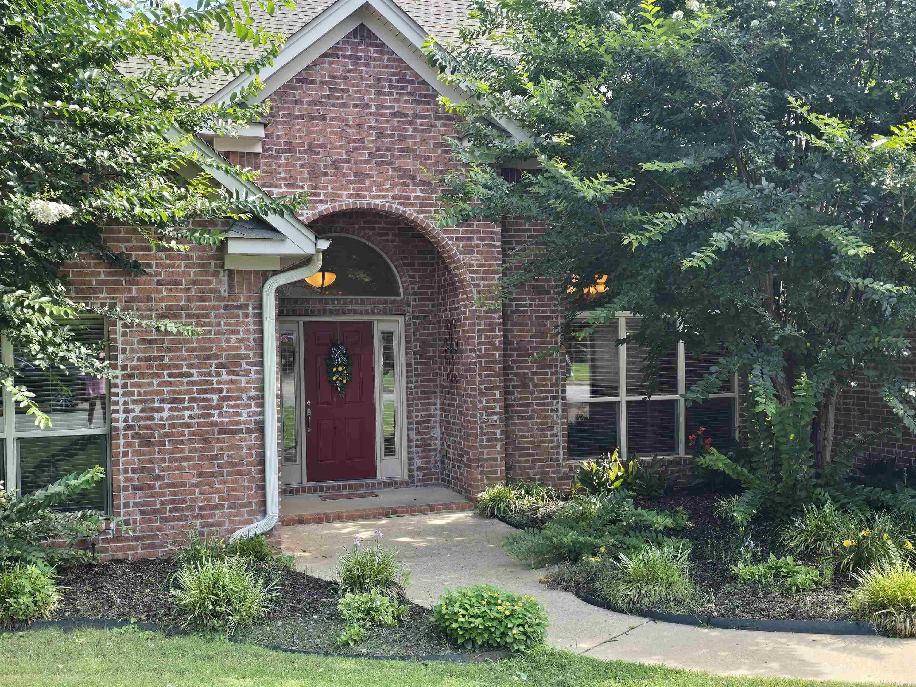 MADISON VALLEY - Residential