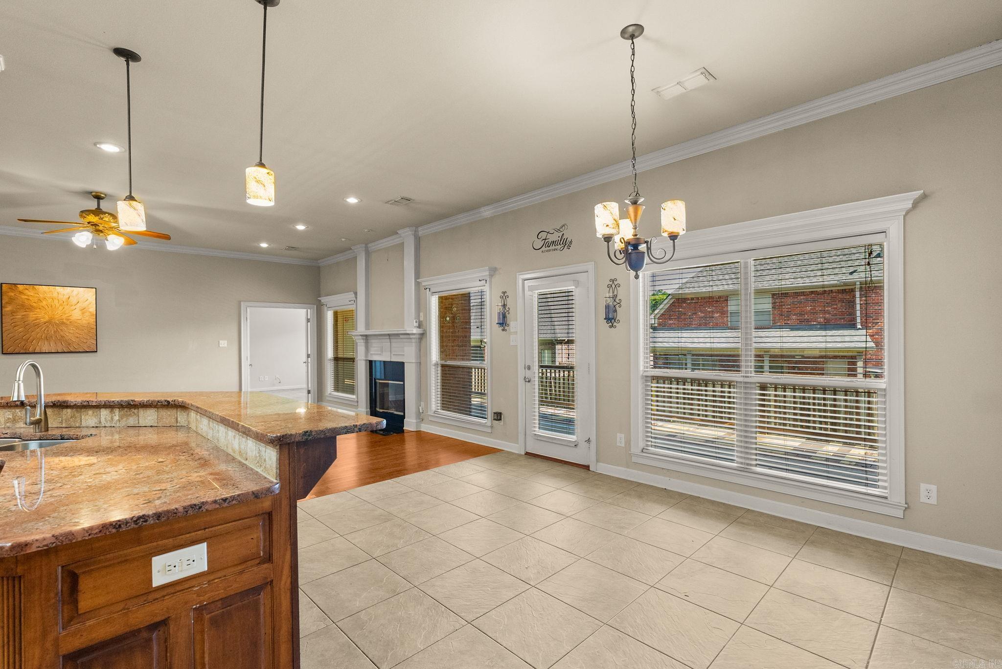 MADISON VALLEY - Residential