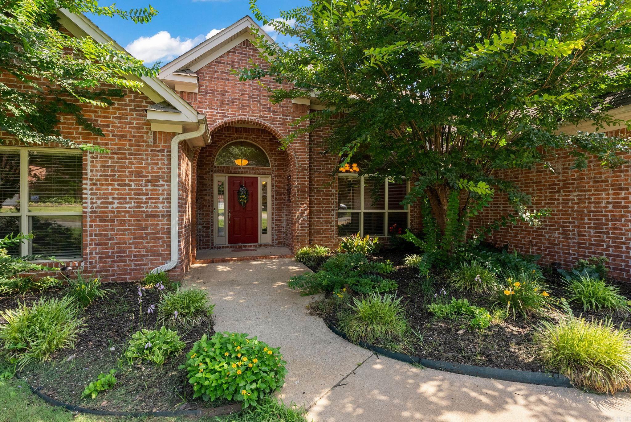 Wonderful opportunity in the highly sought-after Madison Valley neighborhood! Minutes from shopping, dining, parks and Don Roberts Elem School, this home offers a perfect combination of location, space, and value. This is an opportunity to add your personal touches and create the home of their dreams at an affordable price. Filled with natural light, this 3,000 SQ ft one-level custom home features a thoughtfully designed floor plan with generous living spaces, including a spacious great room with cozy fireplace, hardwood flooring, formal dining area, and gourmet kitchen with soaring ceiling-height cabinetry, granite countertops, breakfast bar/island, and stainless-steel appliances. The desirable split-bedroom layout provides privacy for the primary suite and one of the secondary bedrooms with flexibility to repurpose as a media room, home office or guest suite. Storage is abundant throughout home with closet space galore in all bedrooms, making organization easy while providing space for everyone. Situated on a quiet cul-de-sac, the outdoor living features an oversized deck, privacy-fenced backyard, and sizable level lawn perfect for entertaining! Sprinkler system & Frig conveys!