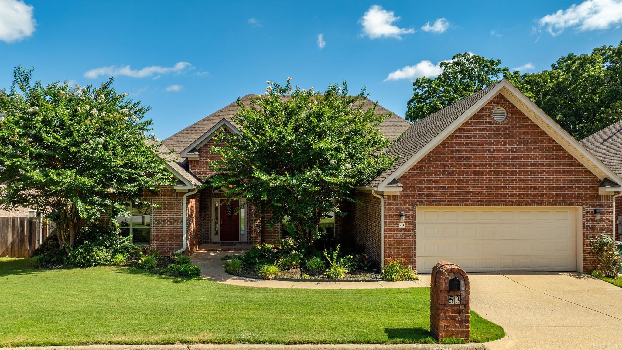 MADISON VALLEY - Residential