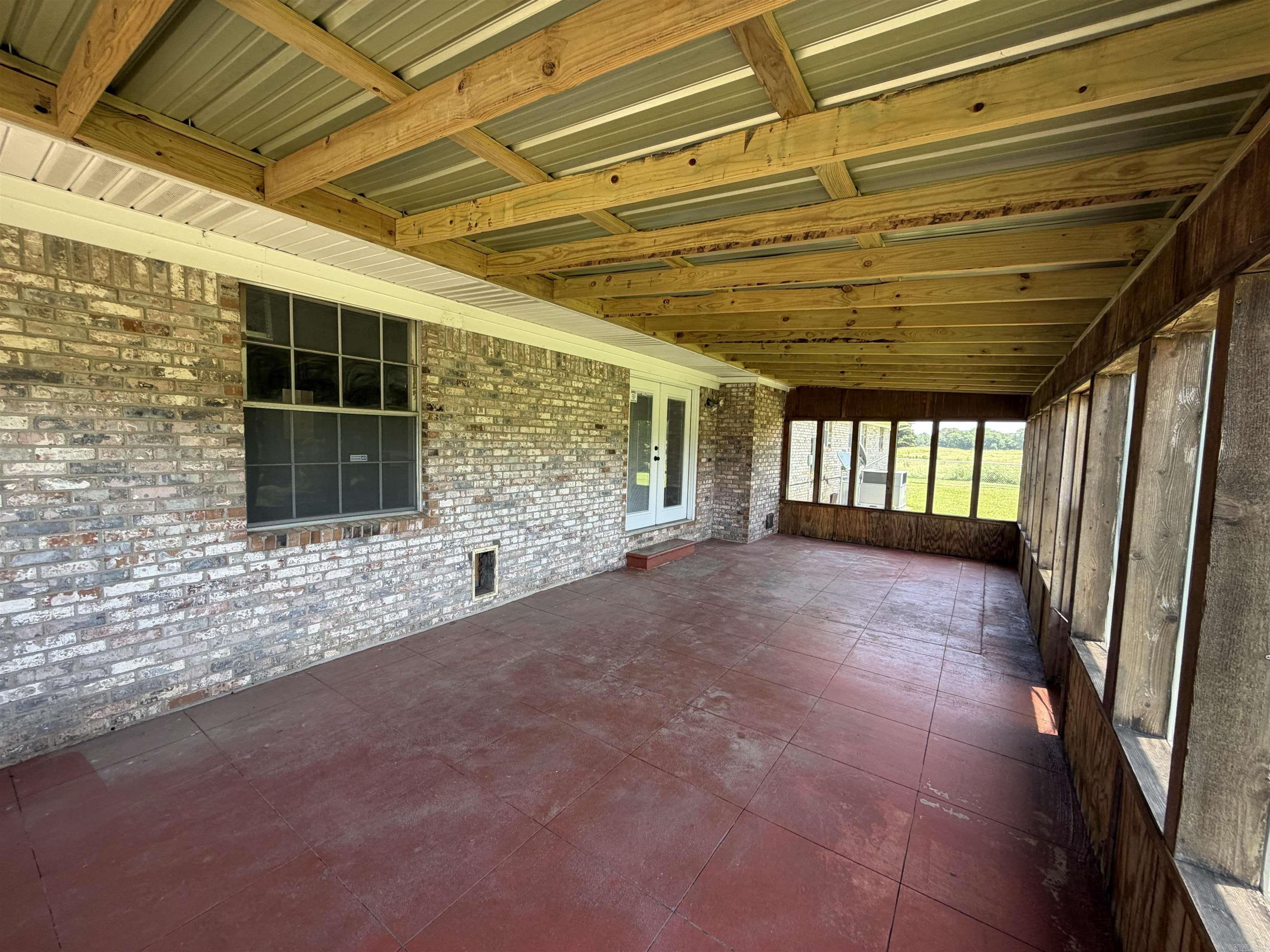 Metes & Bounds - Residential Lease
