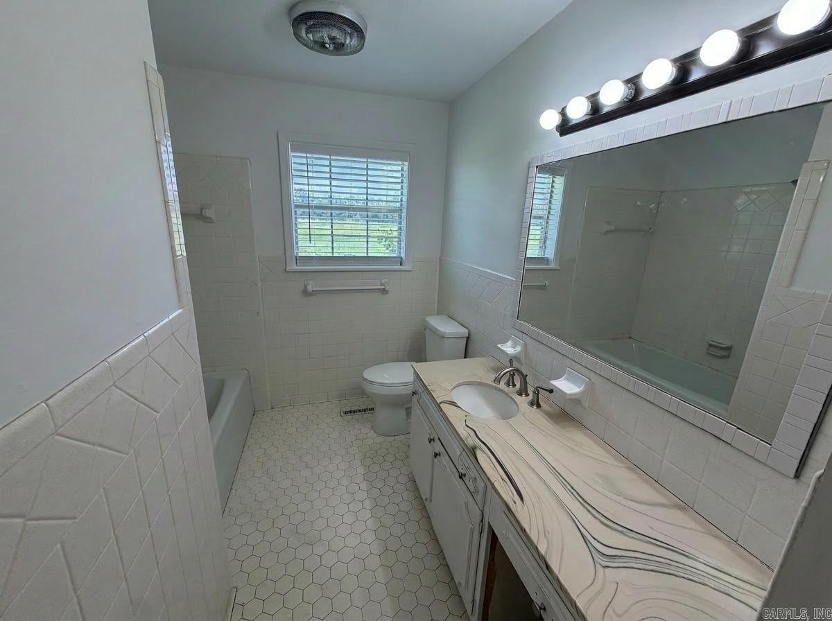 Metes & Bounds - Residential Lease