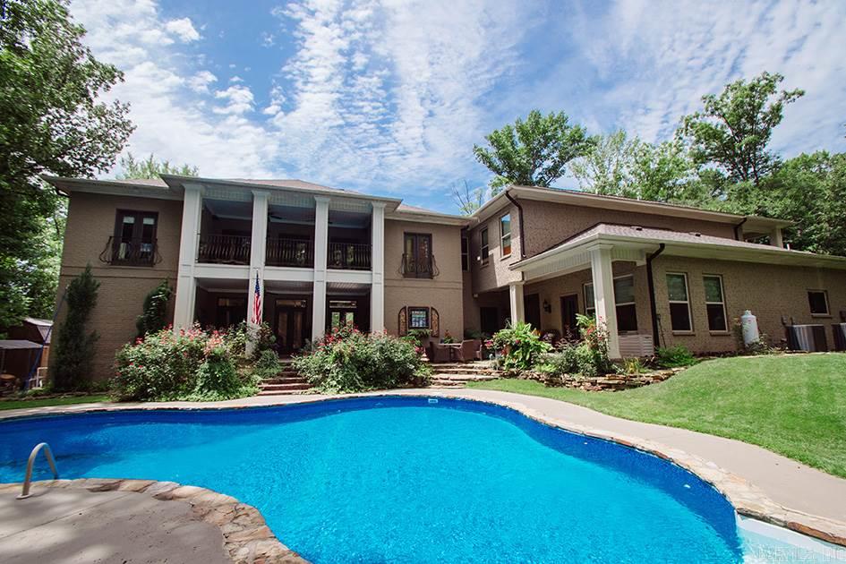 MOUNTAIN VALLEY - Residential