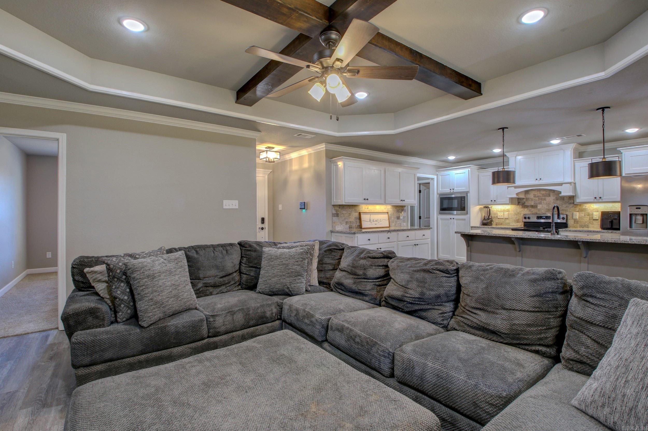 HERITAGE MEADOWS - Residential
