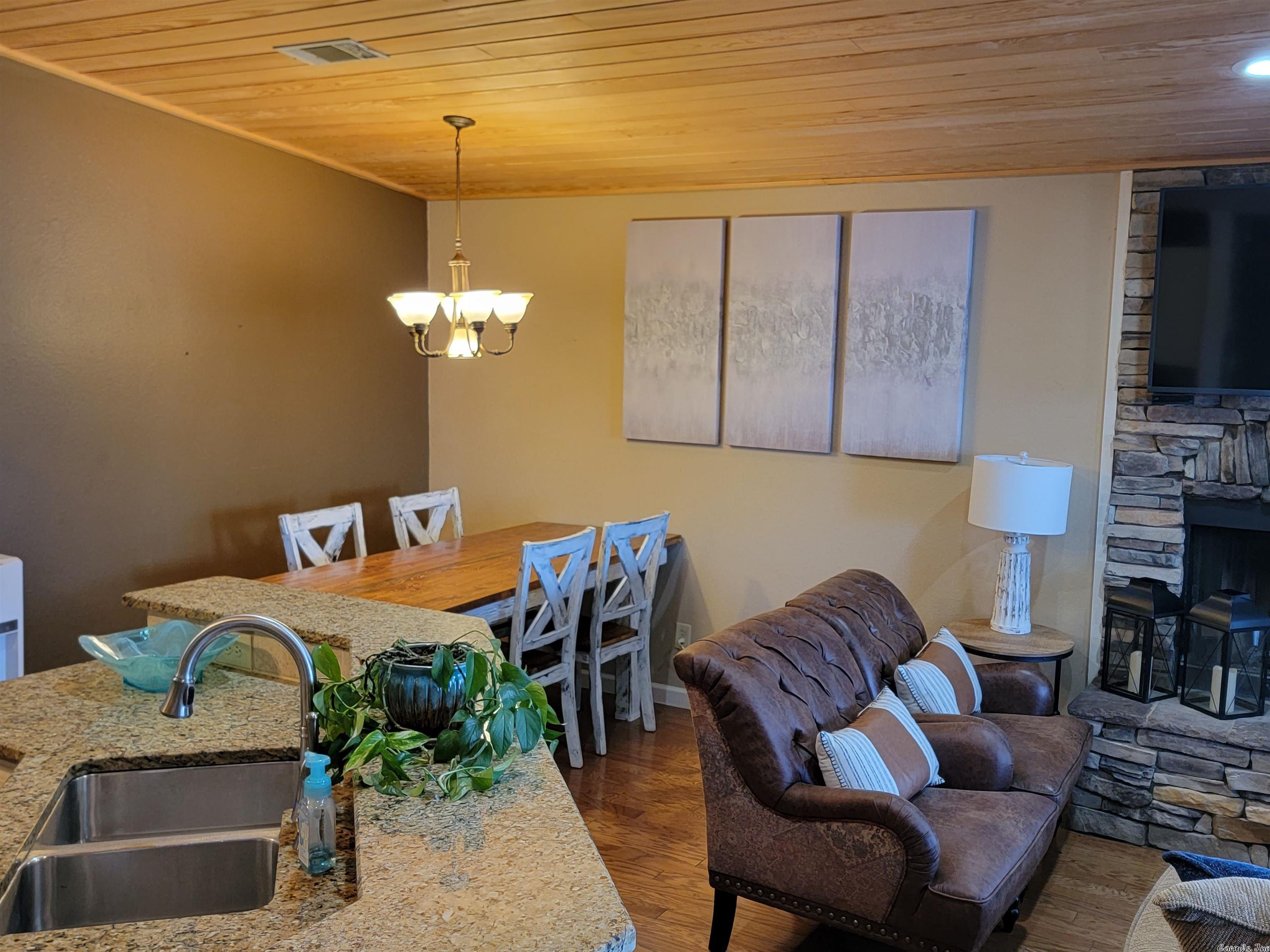 LAKE PORT HPR - Residential