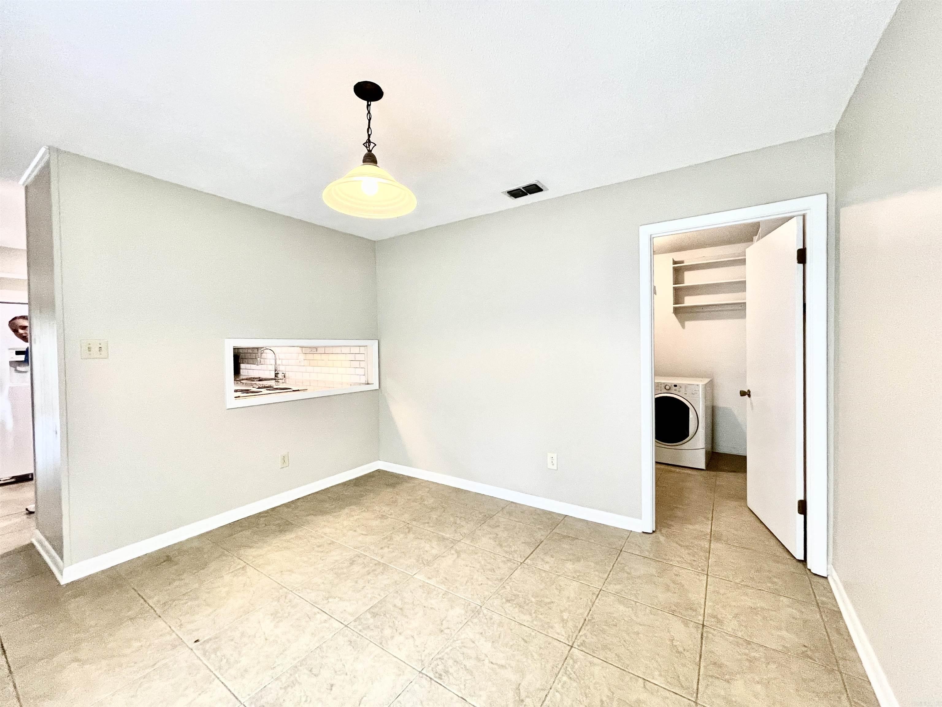 COLONY WEST - Residential