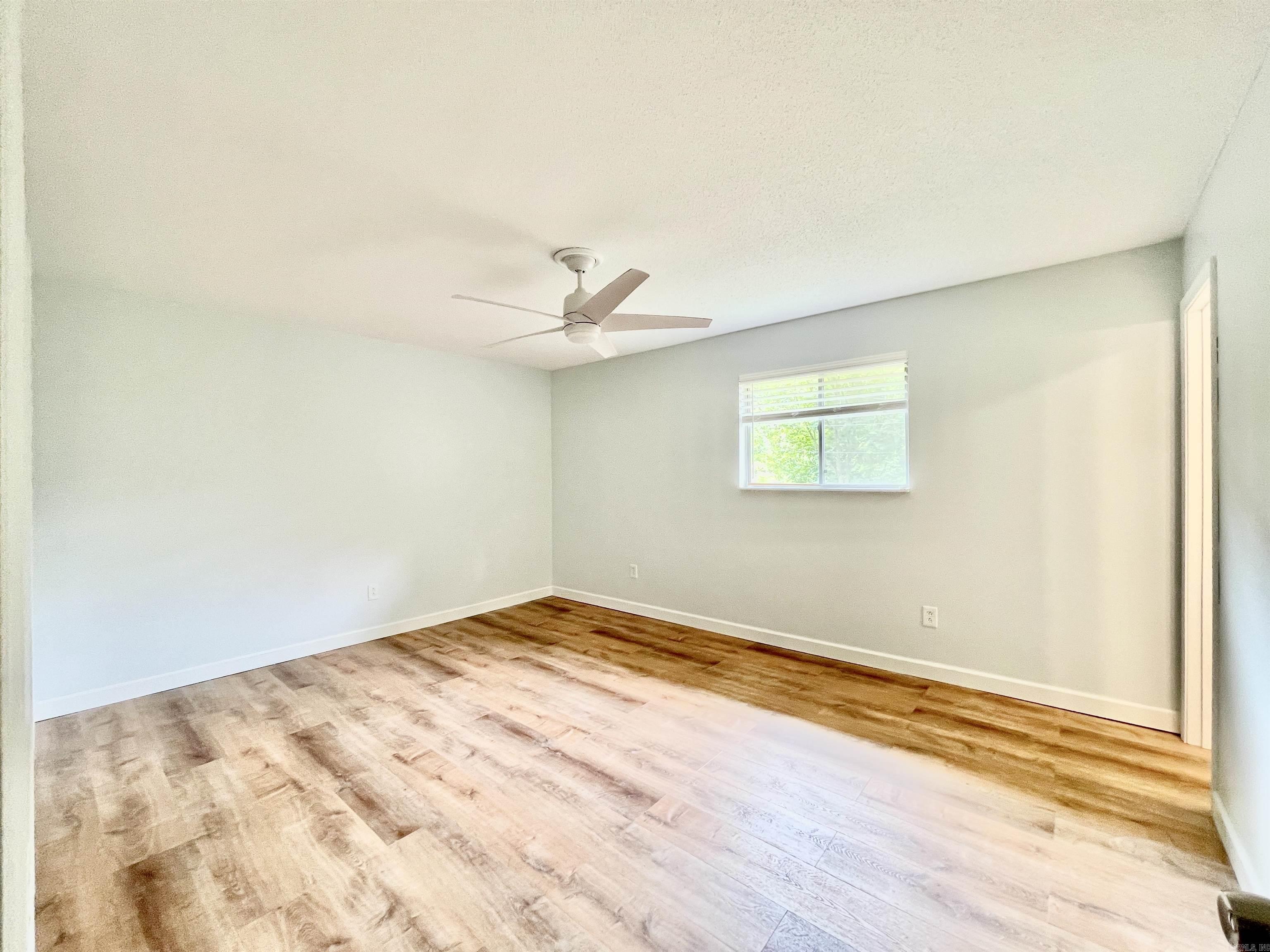 COLONY WEST - Residential