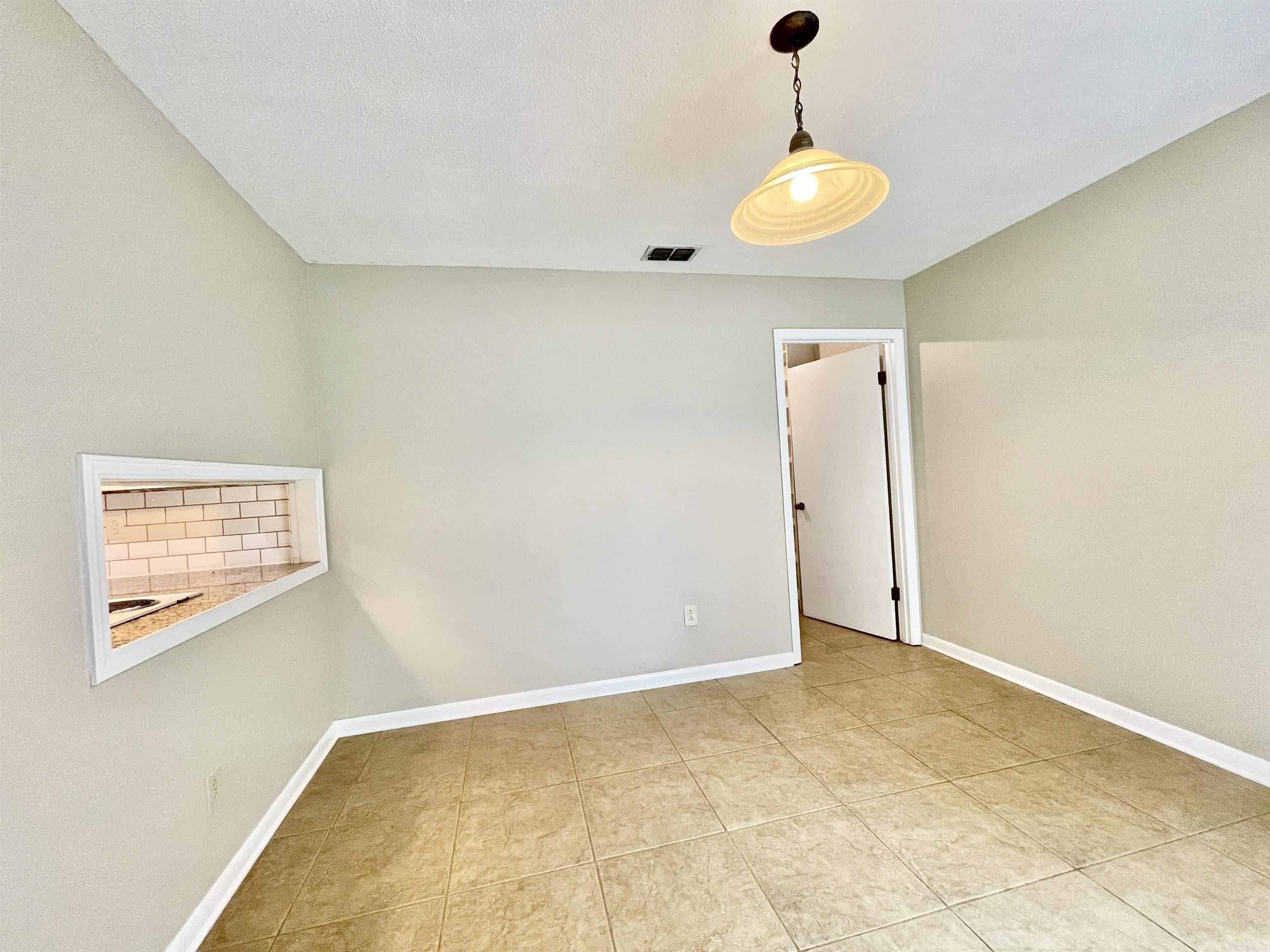 COLONY WEST - Residential