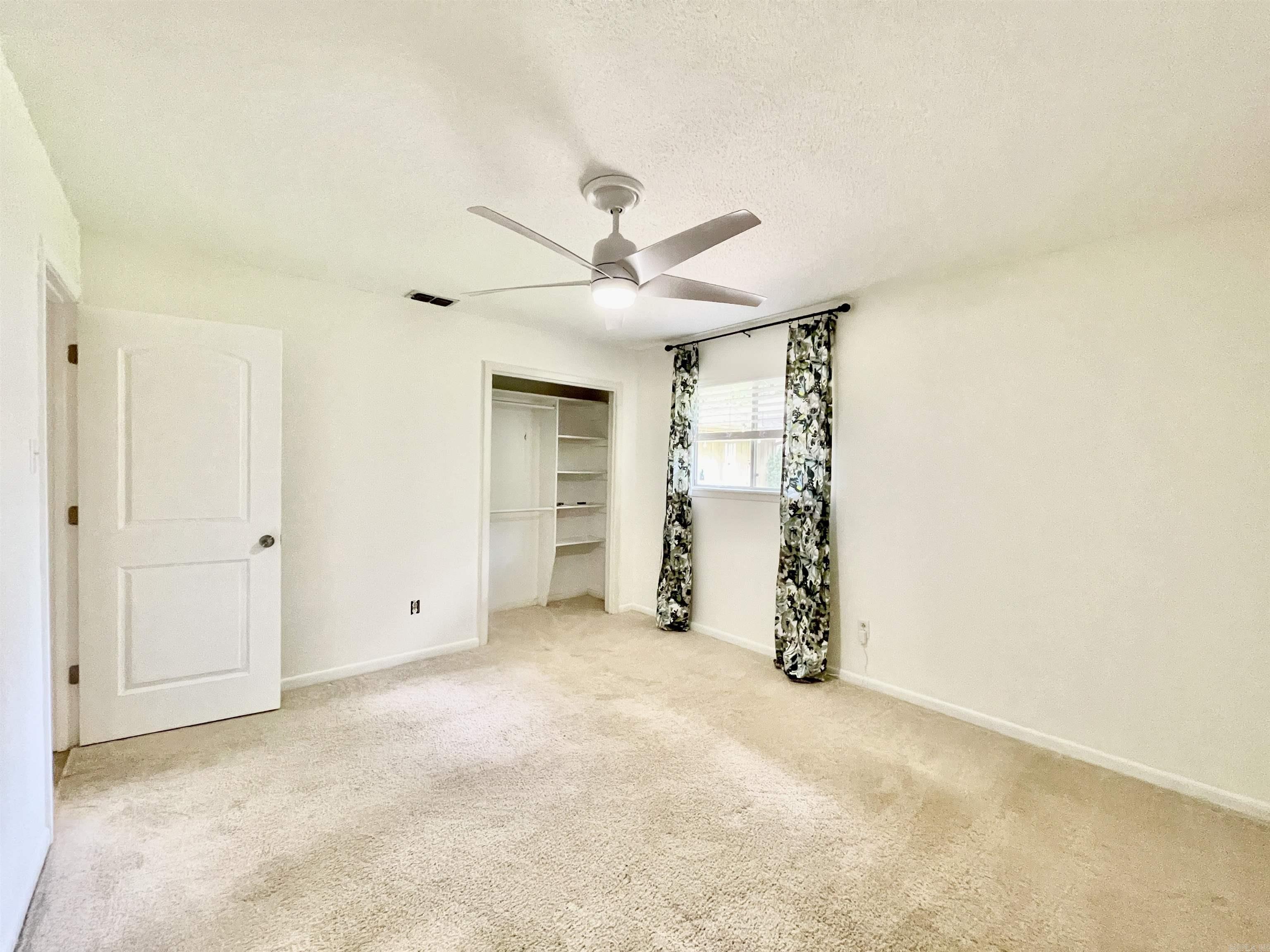COLONY WEST - Residential