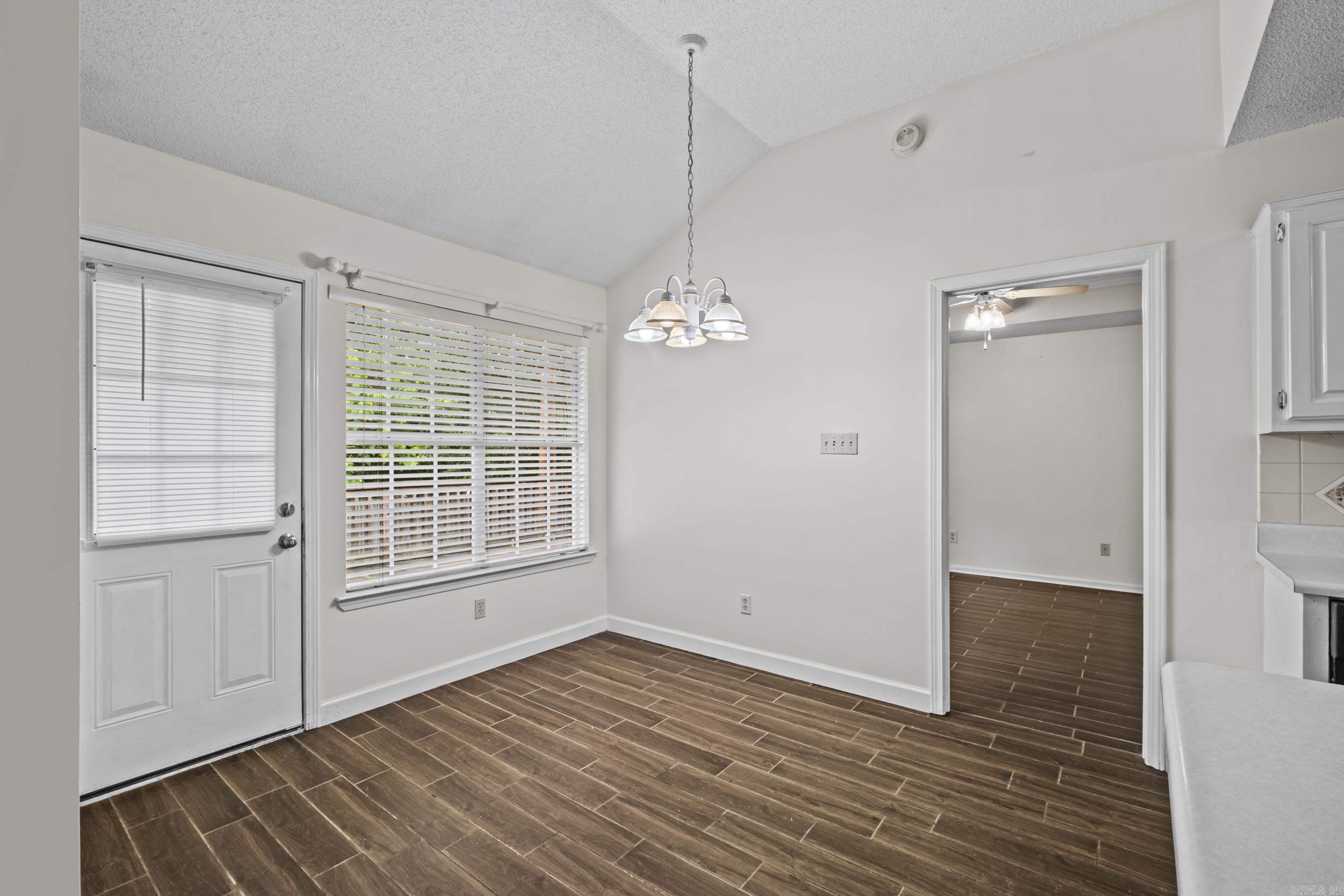 HUNTERS RIDGE ADDN - Residential