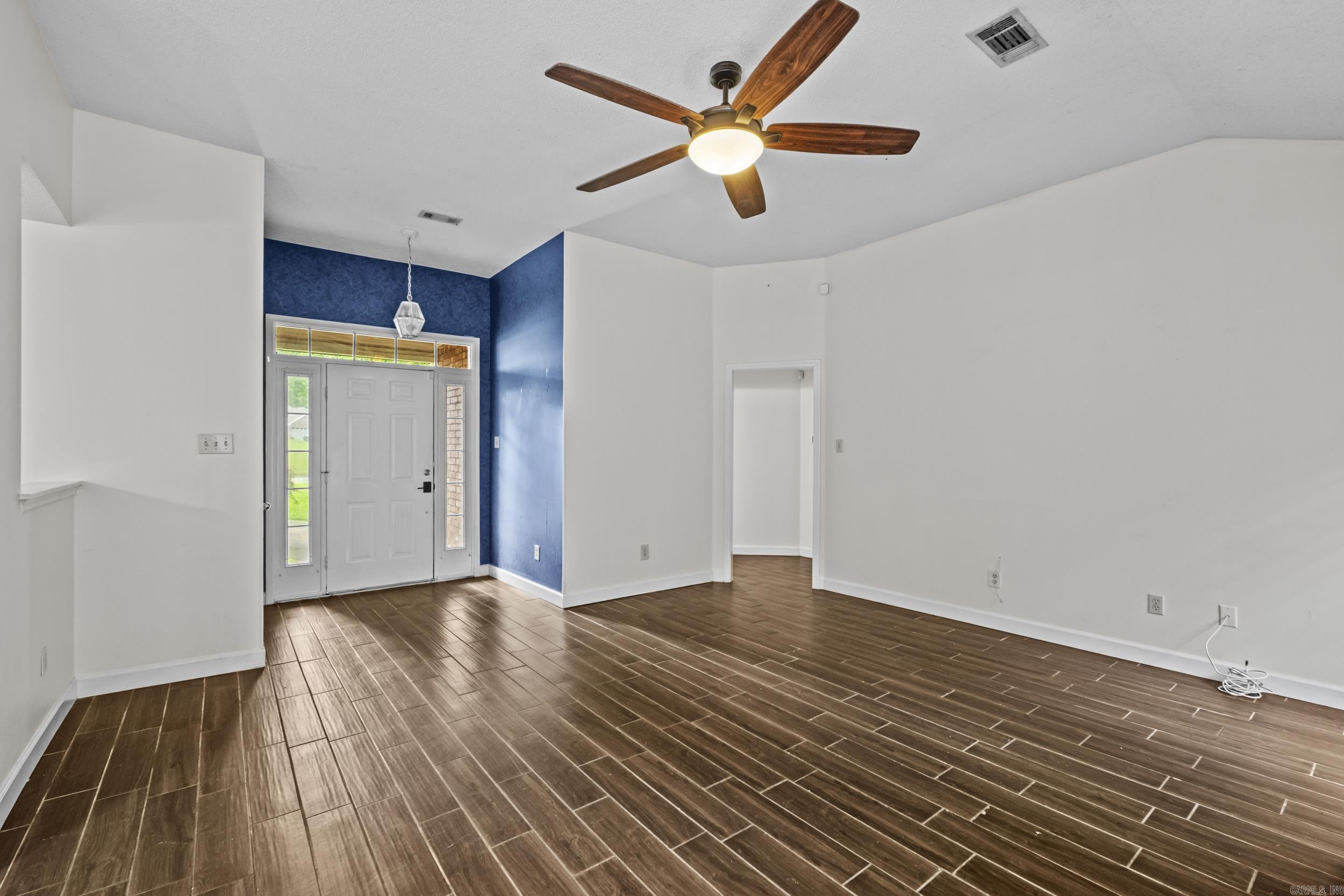 HUNTERS RIDGE ADDN - Residential