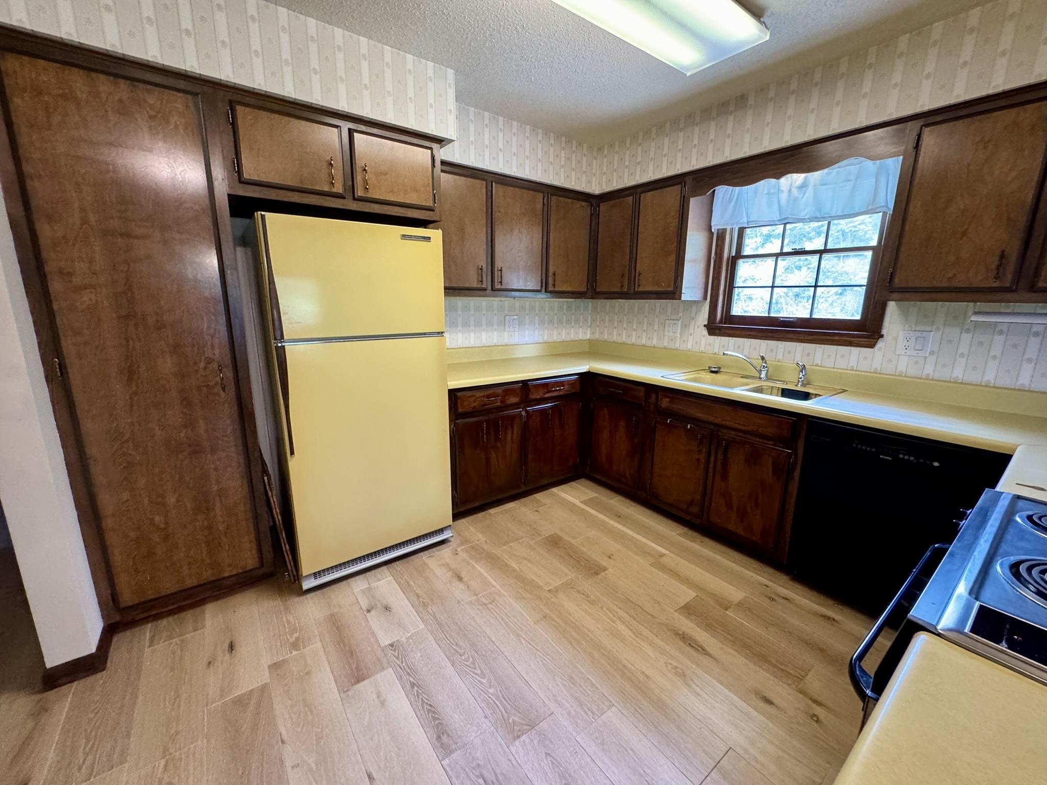 WISEMAN-S,N,E,& ORIGINAL - Residential