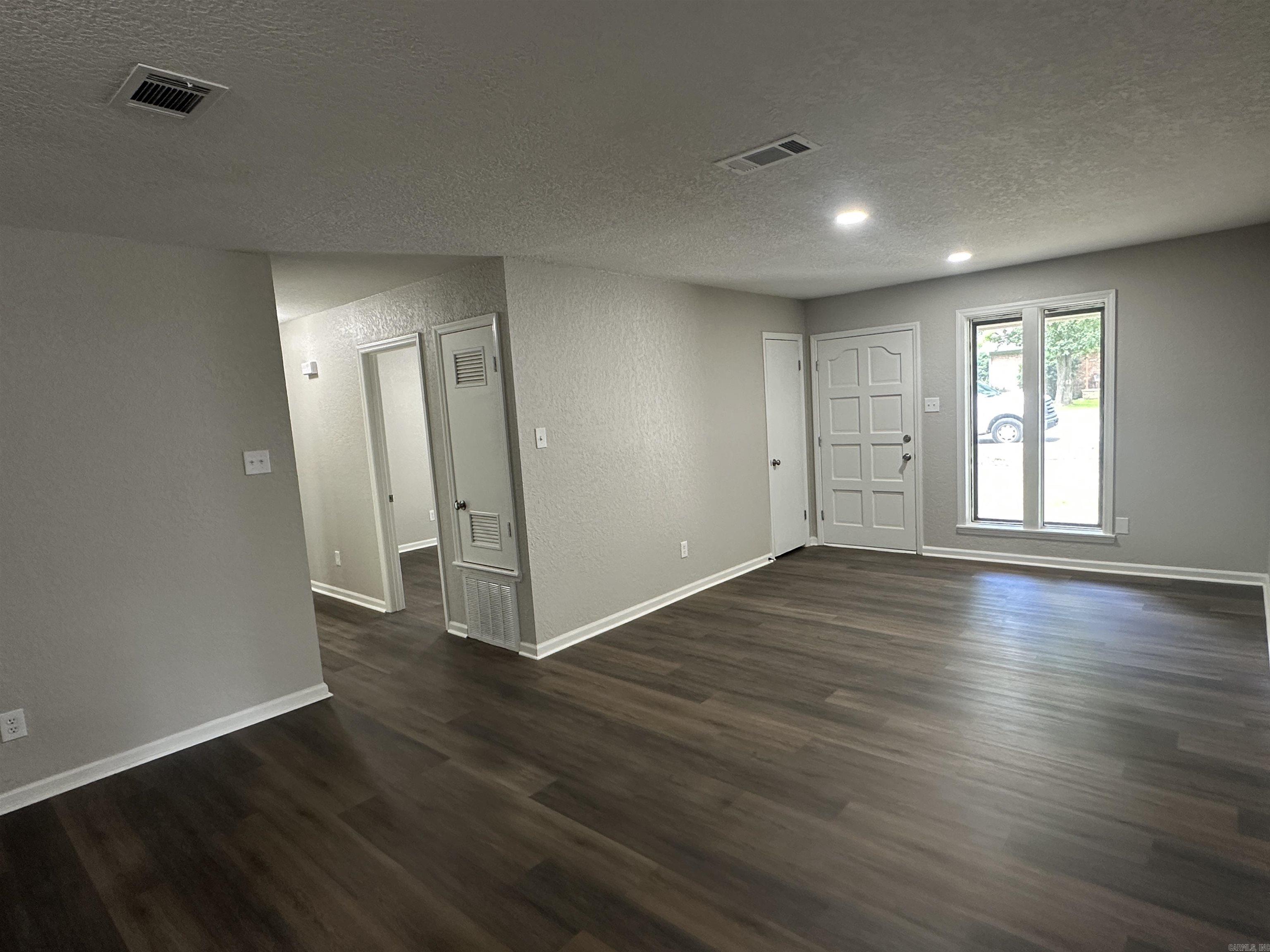 Springhill Manor - Residential
