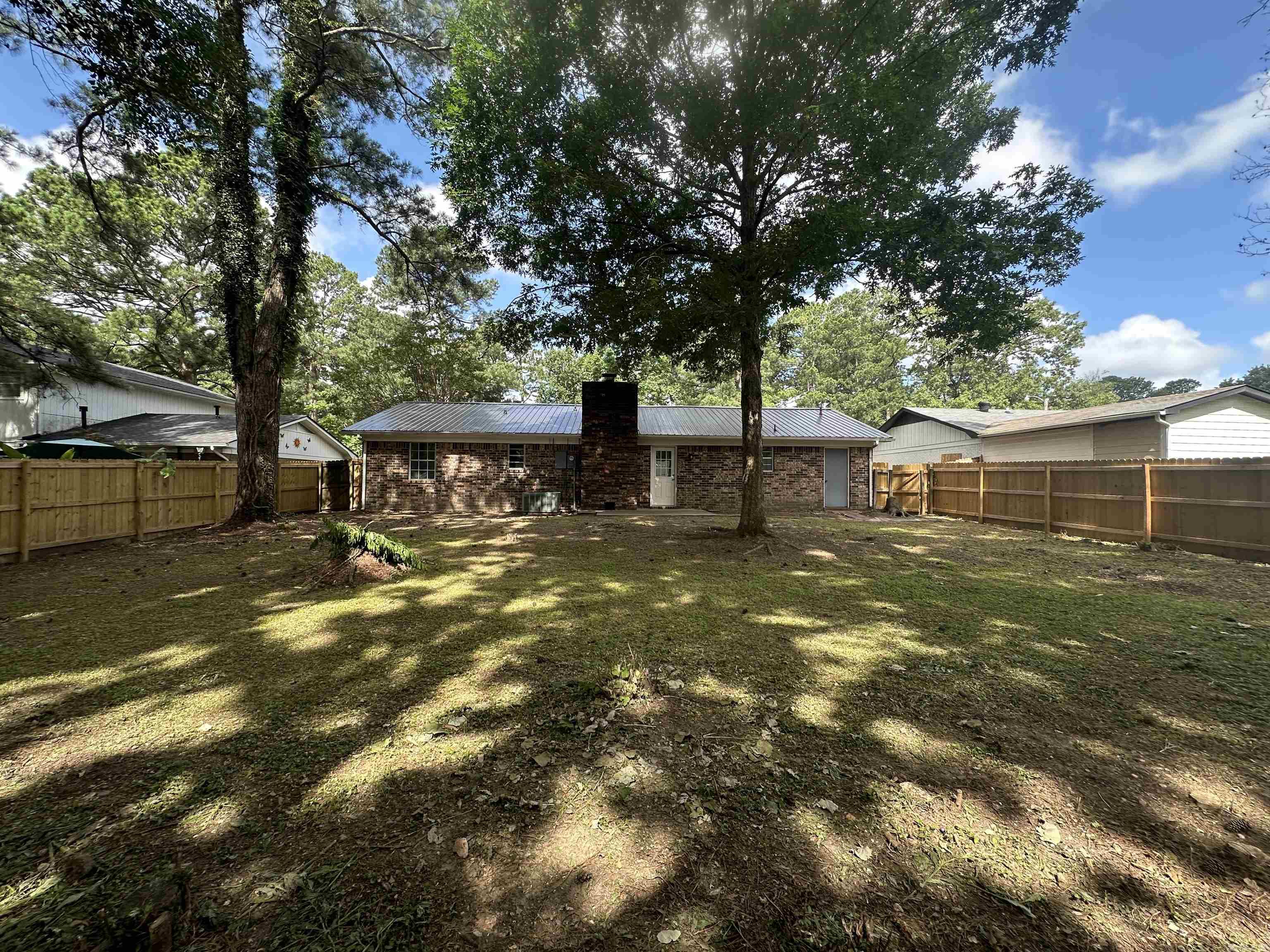 Springhill Manor - Residential