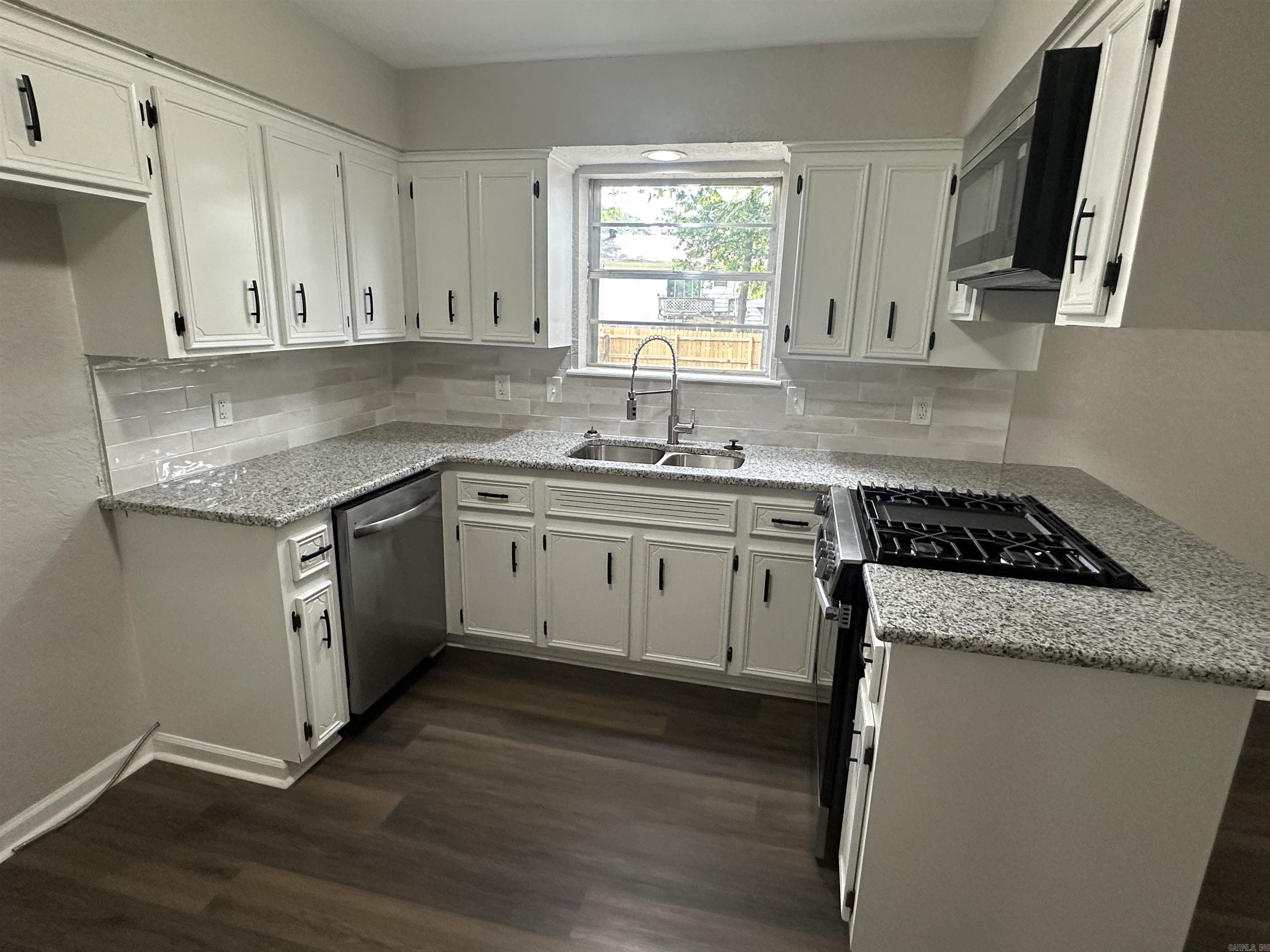 Springhill Manor - Residential