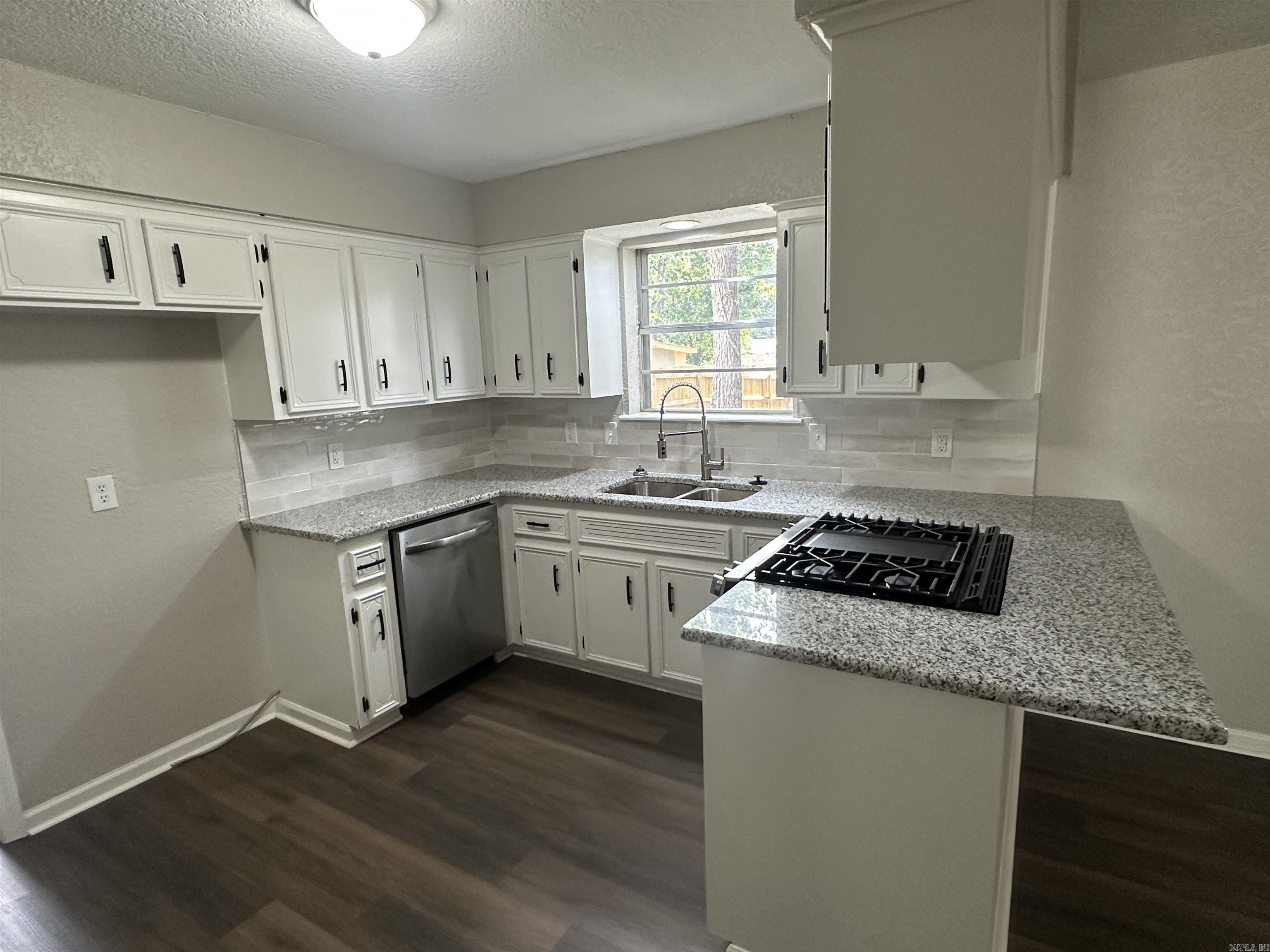 Springhill Manor - Residential