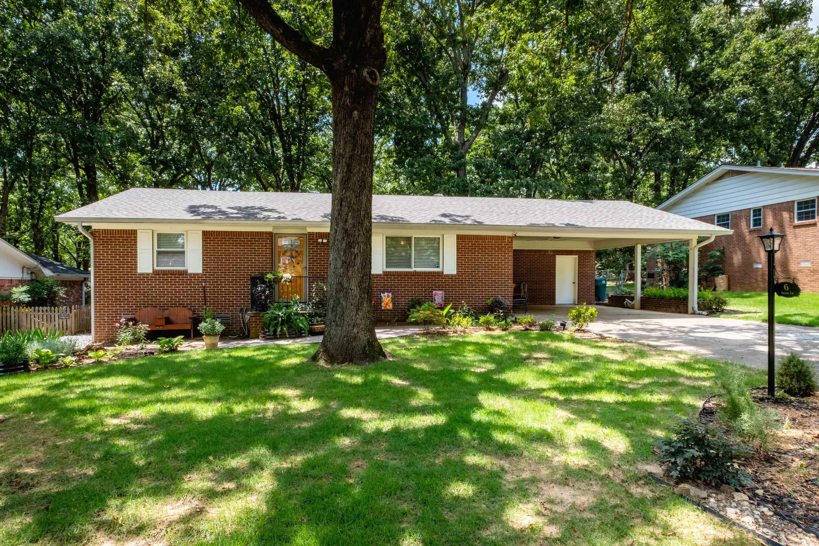 Move-in ready, beautifully updated home in the heart of Midtown! Perfect for UAMS professionals or anyone wanting to be minutes from Hillcrest, the Heights, and local parks. This charming 2-bedroom, 2-bath home features an open kitchen with granite countertops, updated lighting, and a versatile bonus room. Enjoy ultimate peace of mind with excellent energy efficiency and low-maintenance updates, including newer windows, added insulation, seamless rain gutters, a 2023 water heater, and a 2021 dishwasher. The electric stove is ready for a gas conversion if desired. Outside, the large fenced backyard boasts a fantastic pergola and deck area perfect for entertaining. Schedule your showing today!