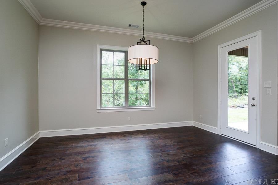 WOODLANDS EDGE - Residential