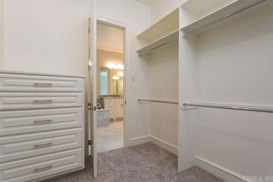 WOODLANDS EDGE - Residential