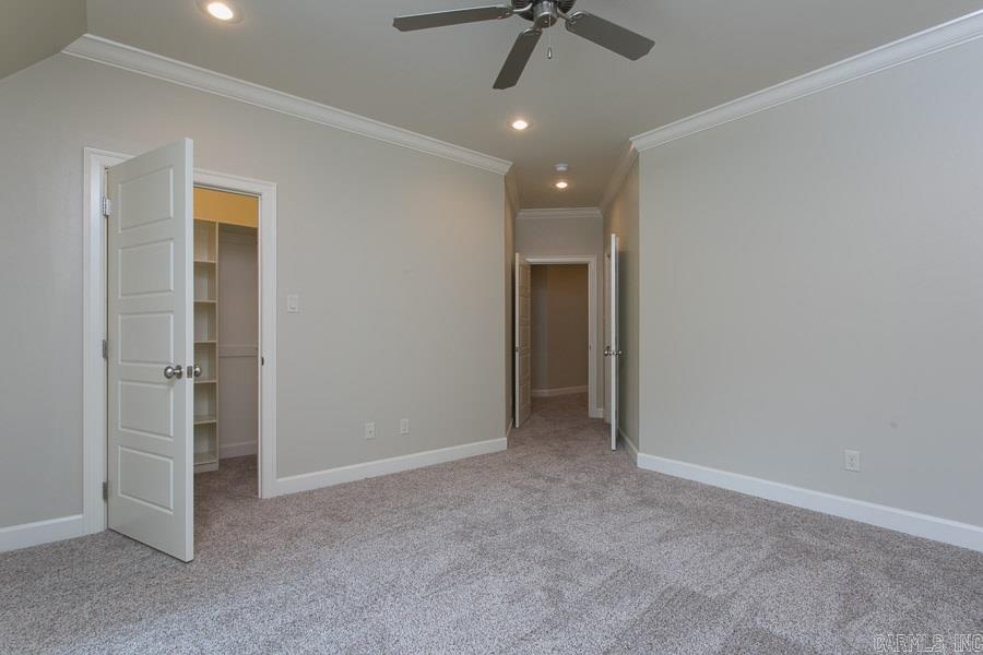 WOODLANDS EDGE - Residential