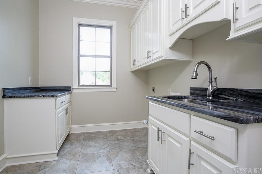 WOODLANDS EDGE - Residential